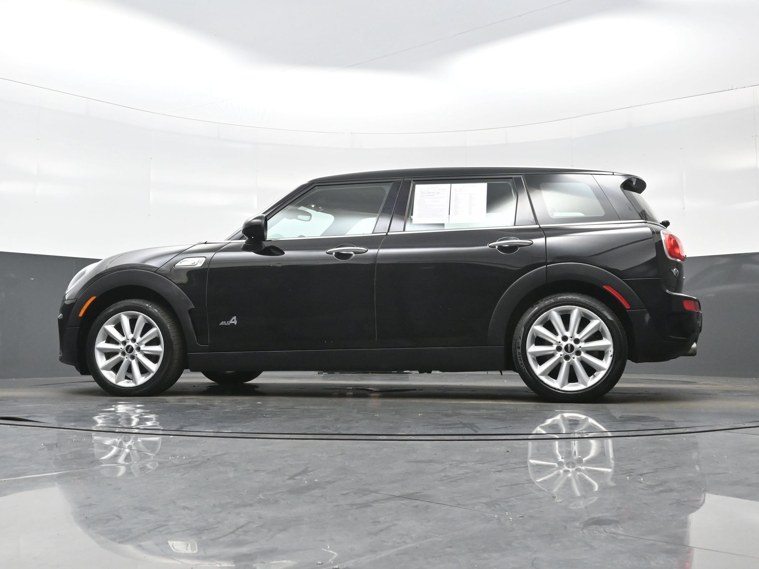2017 MINI Clubman S - Photo 25
