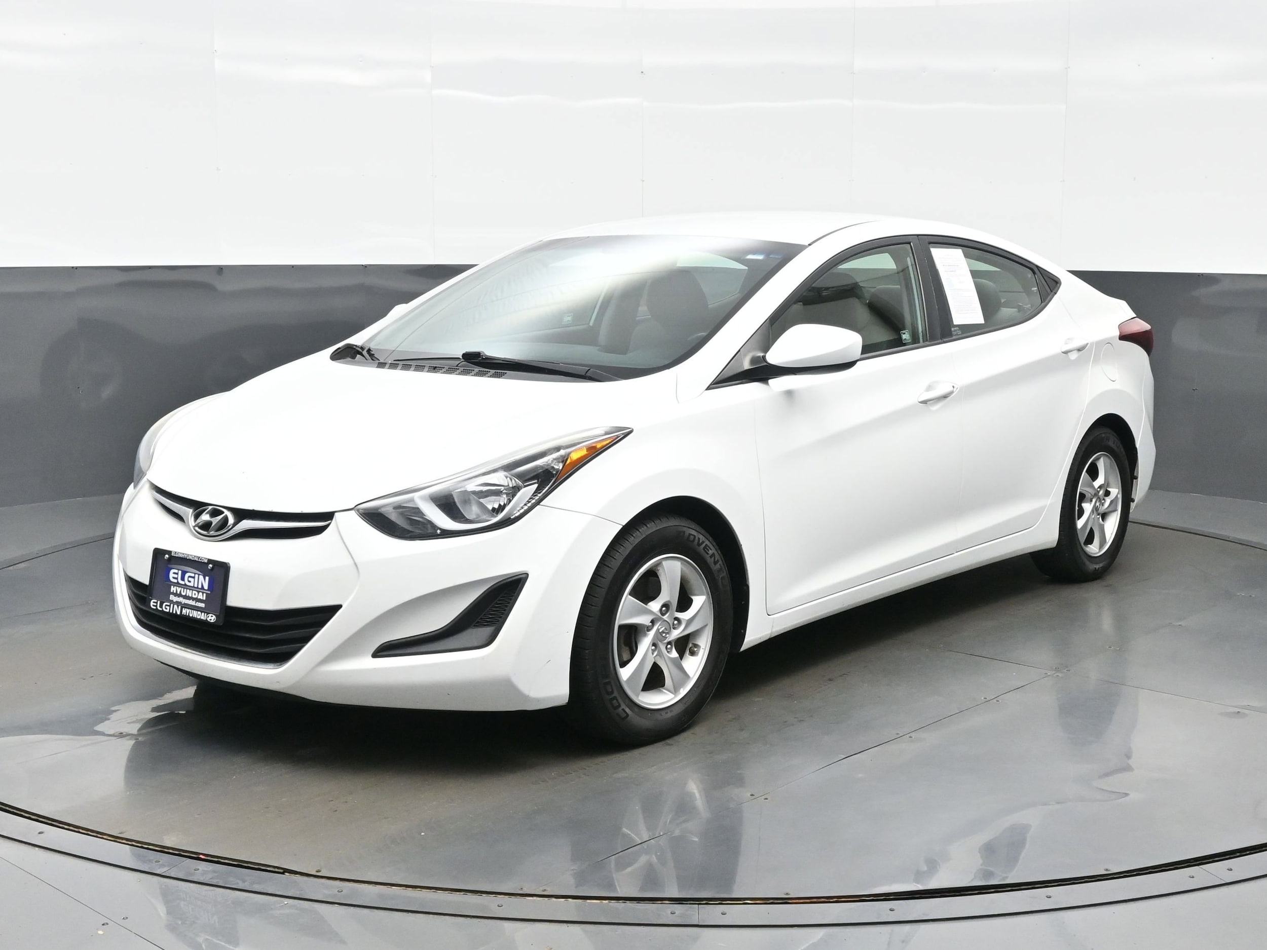 Used 2015 Hyundai Elantra SE with VIN 5NPDH4AE1FH554008 for sale in Bartlett, IL