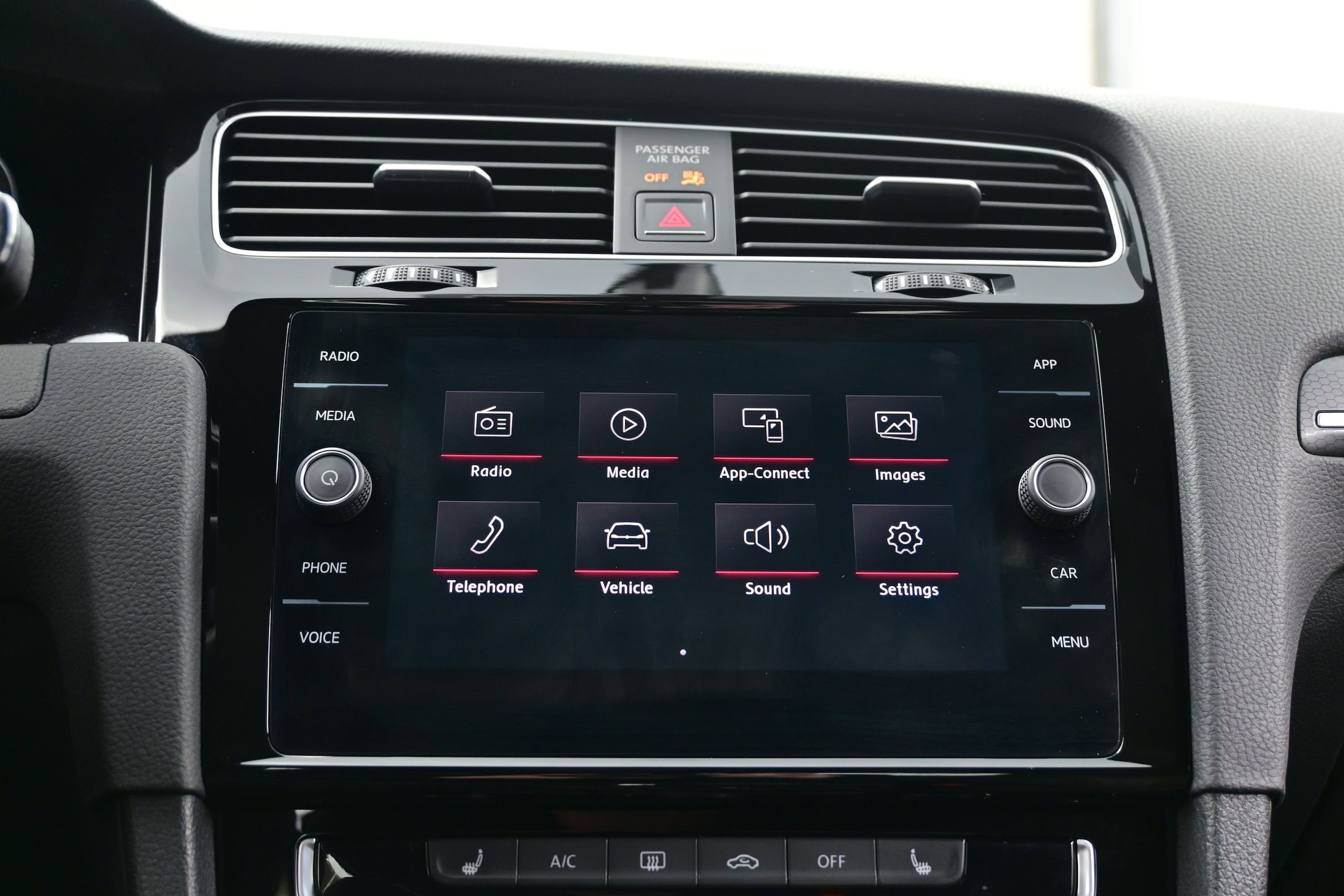 2018 Volkswagen Golf GTI SE - Photo 19