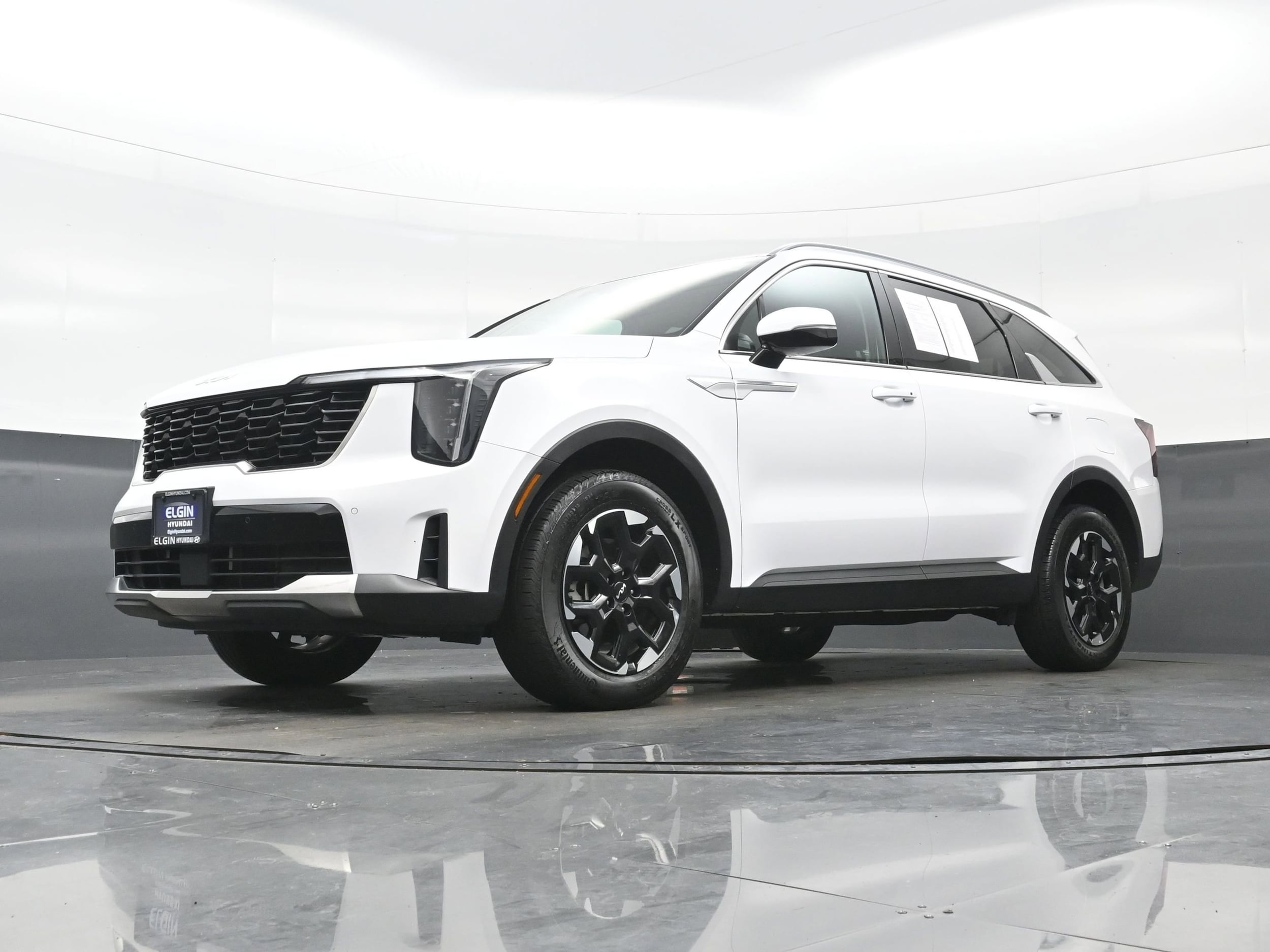 2024 Kia Sorento S - Photo 30
