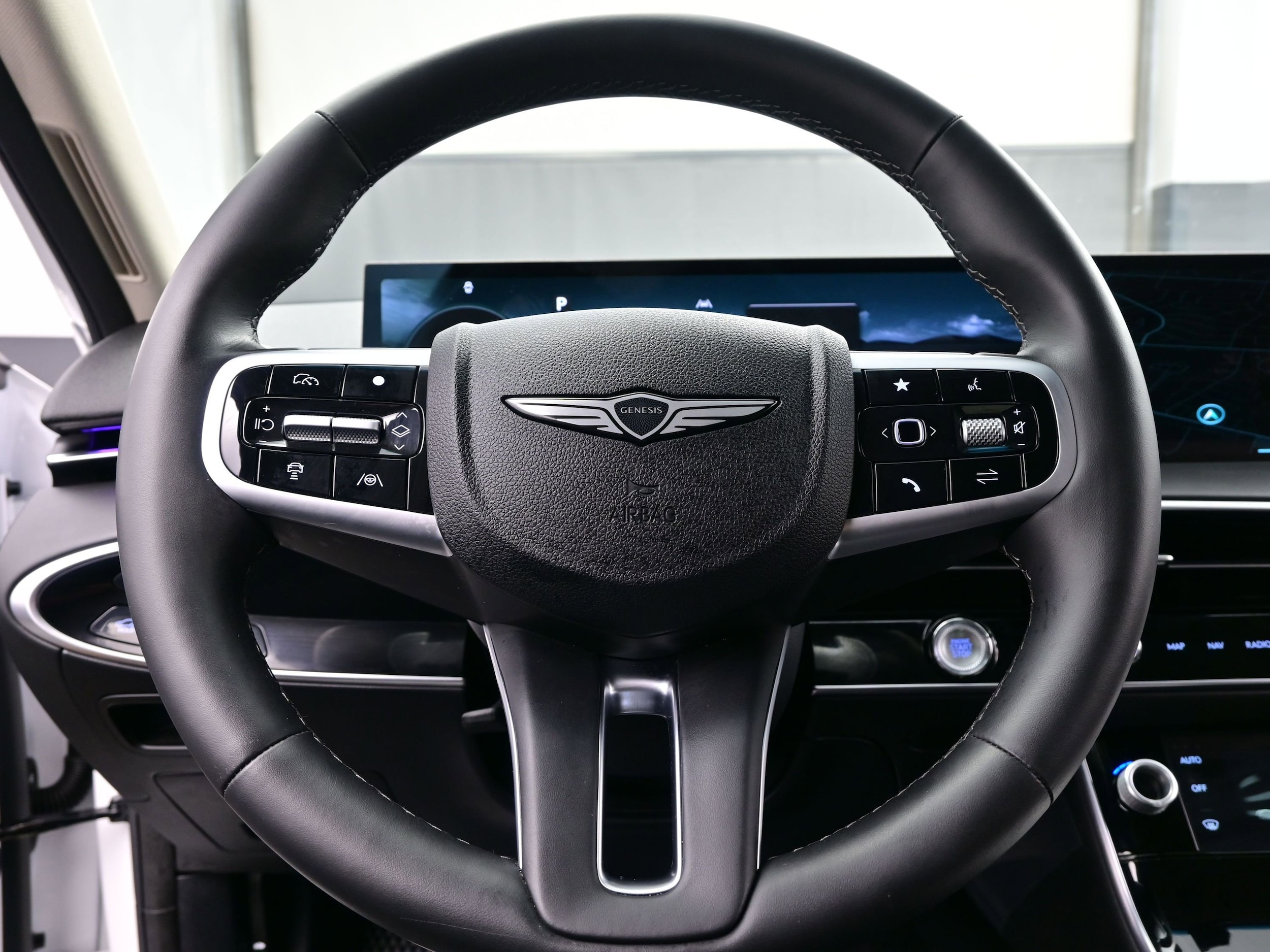 2026 GENESIS GV70 Standard - Photo 23