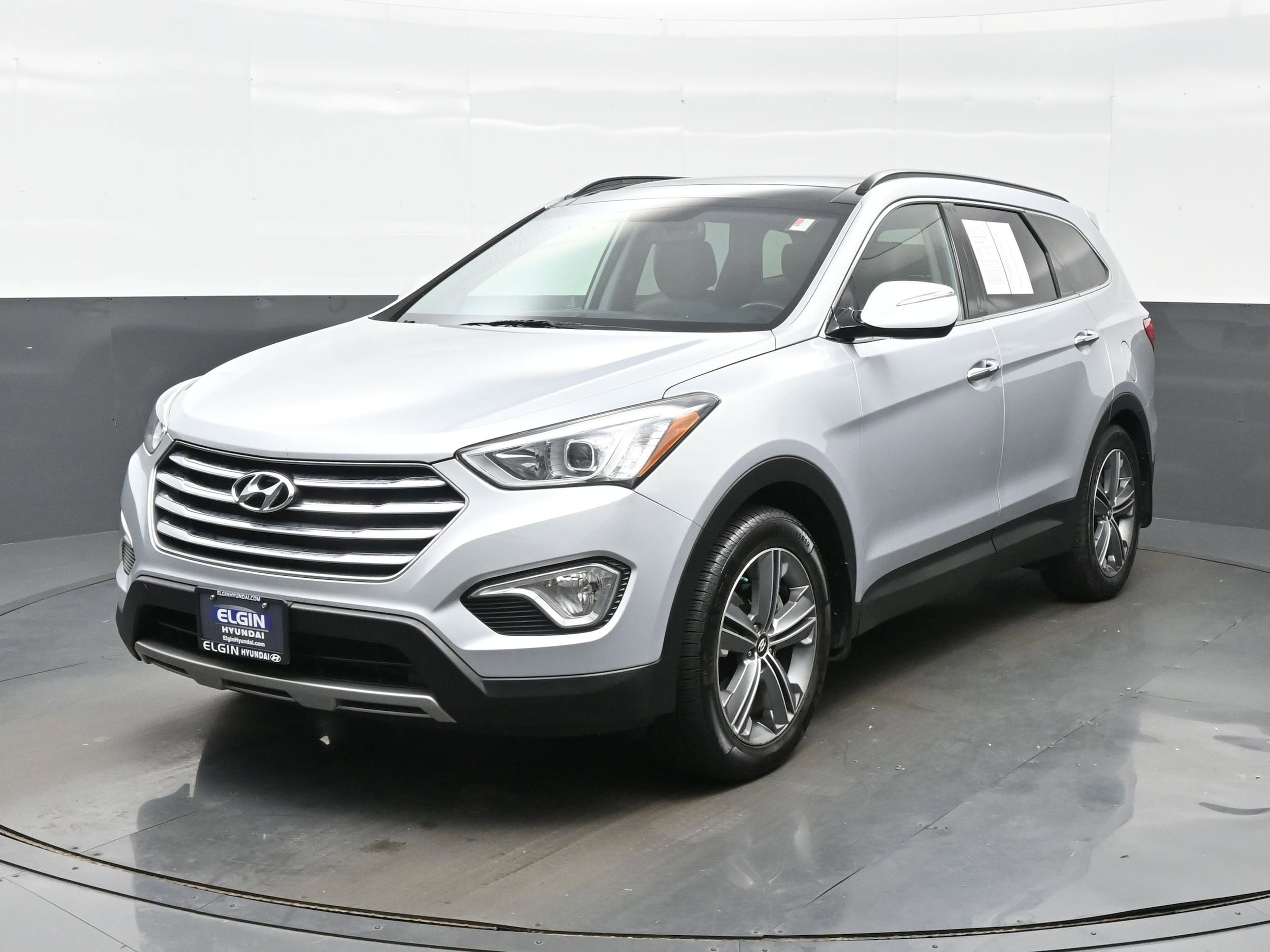 2016 Hyundai Santa Fe SE FWD's photo