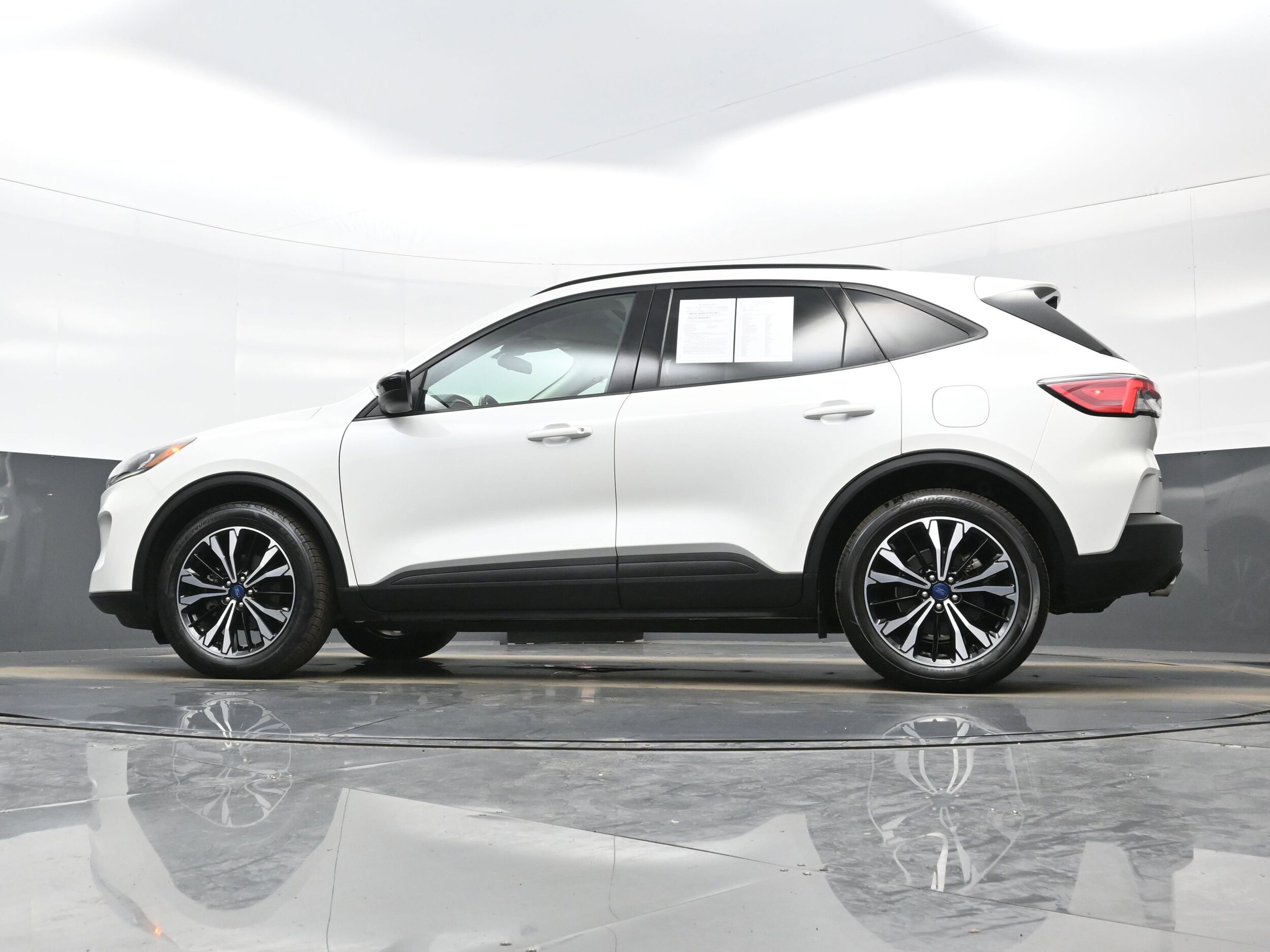 2022 Ford Escape SE - Photo 28