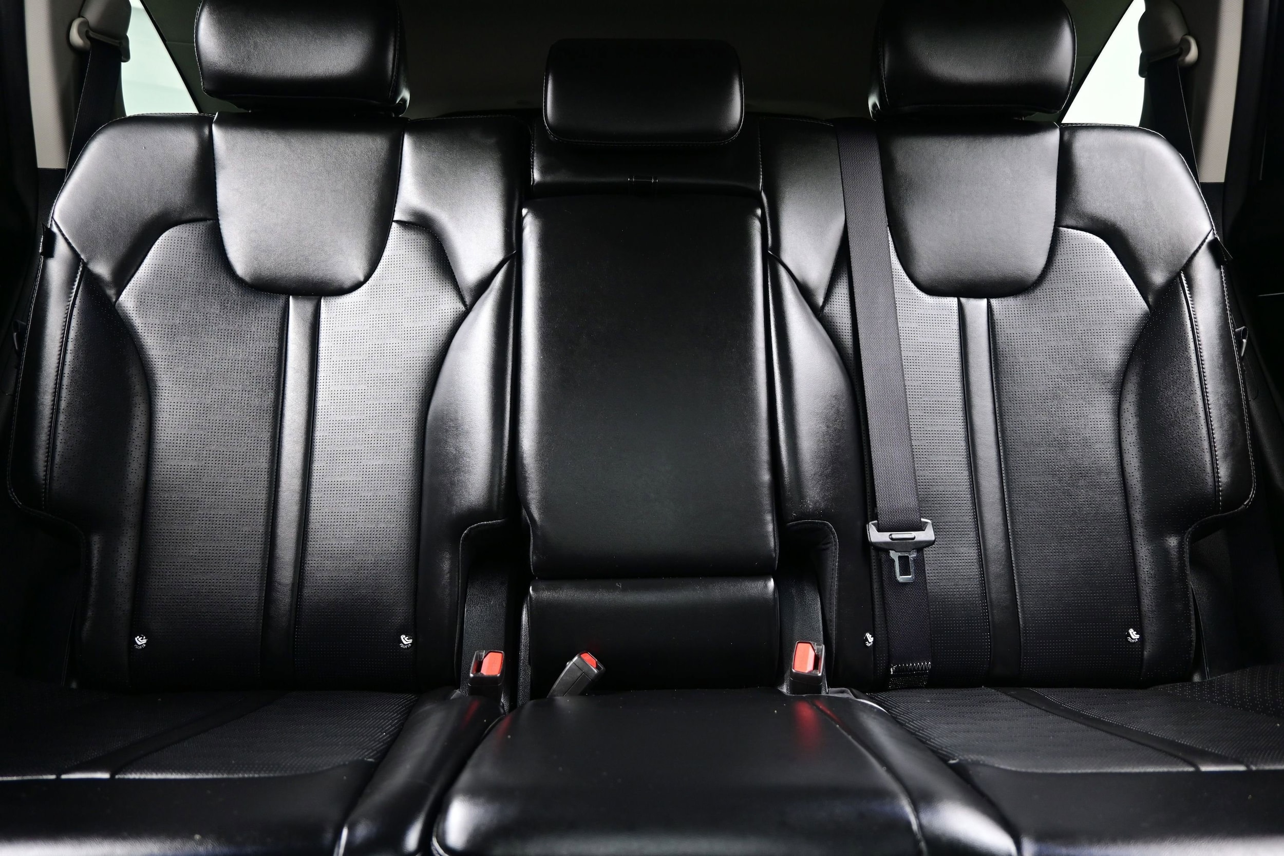 2024 Kia Sorento S - Photo 16