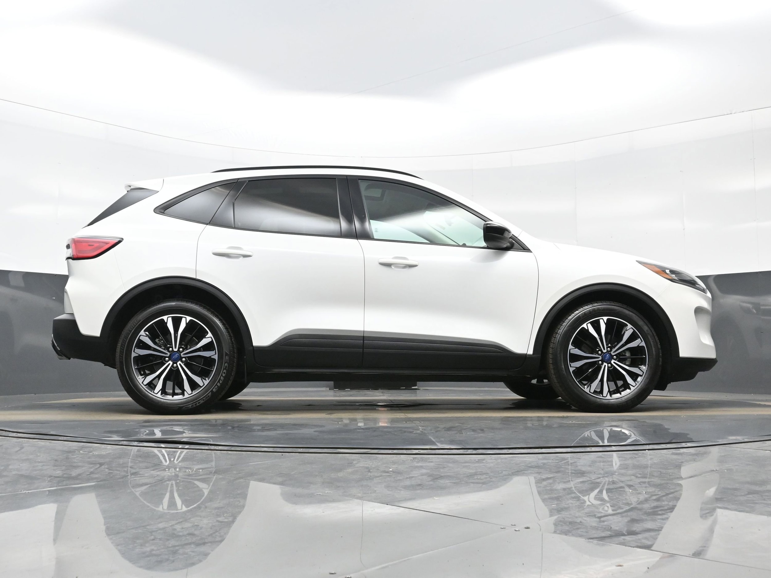 2022 Ford Escape SE - Photo 32
