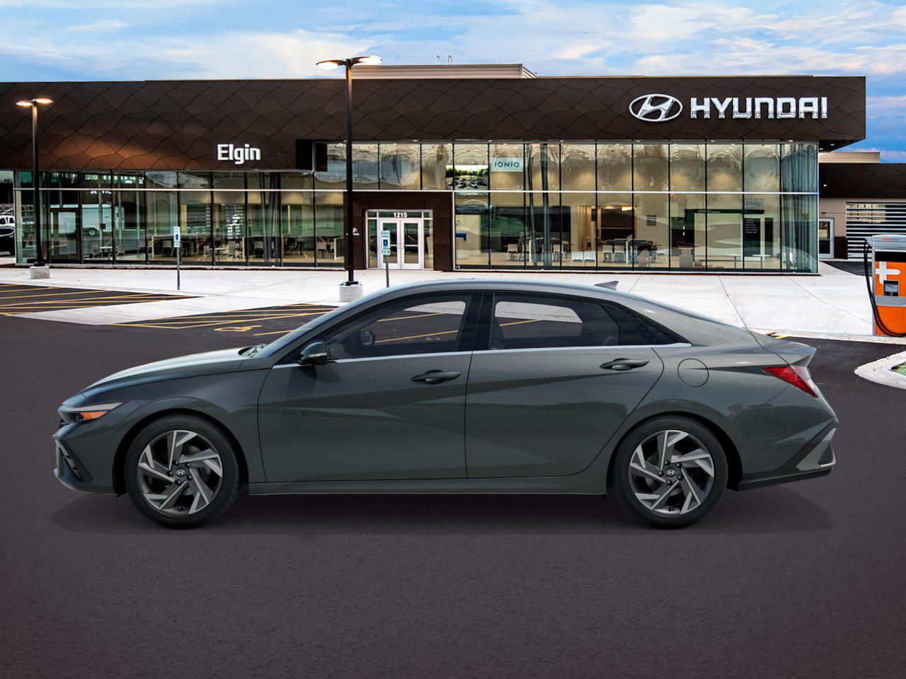 New 2026 Hyundai Elantra Hybrid Limited Sedan