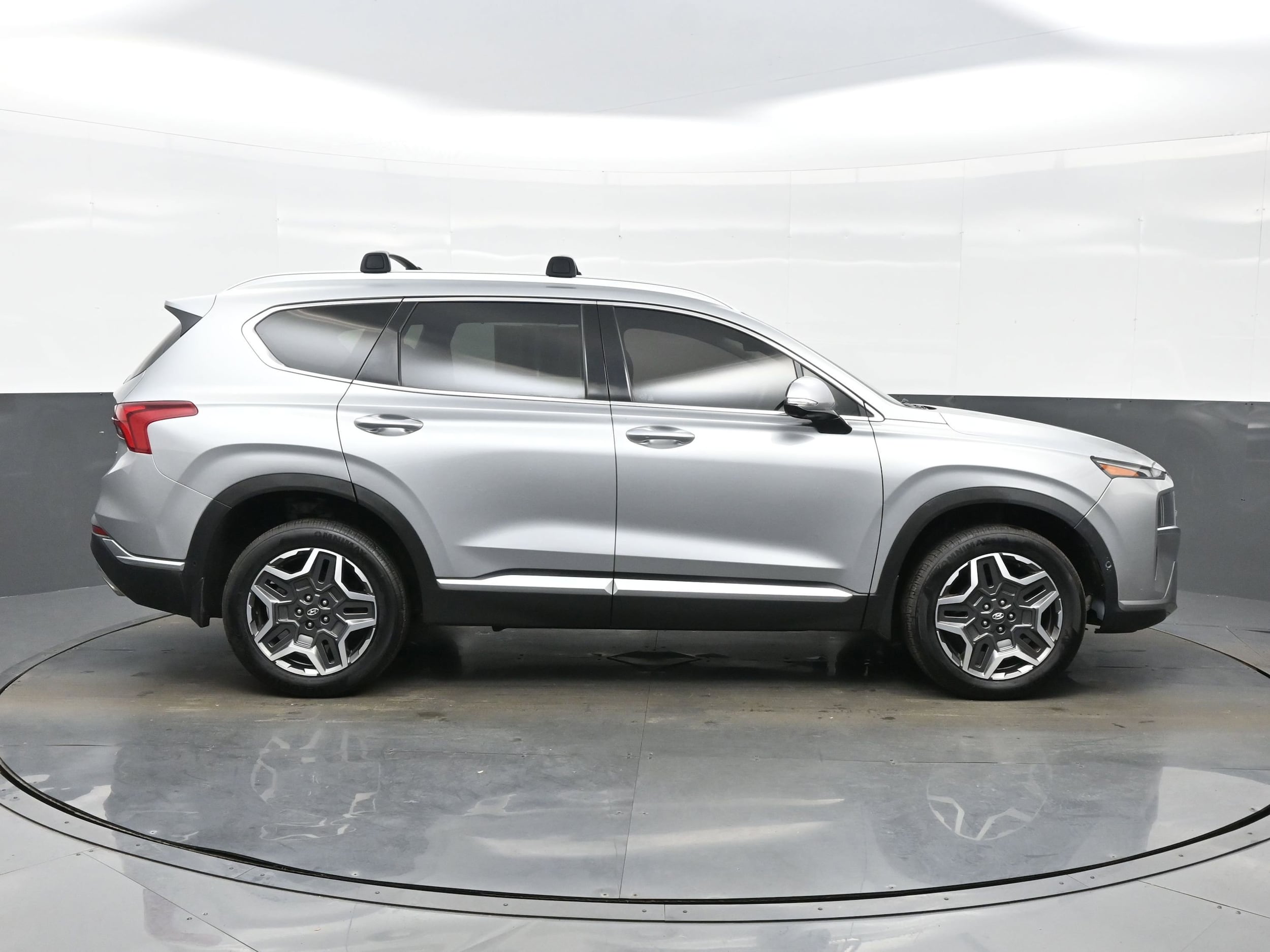 2022 Hyundai Santa Fe Limited - Photo 7