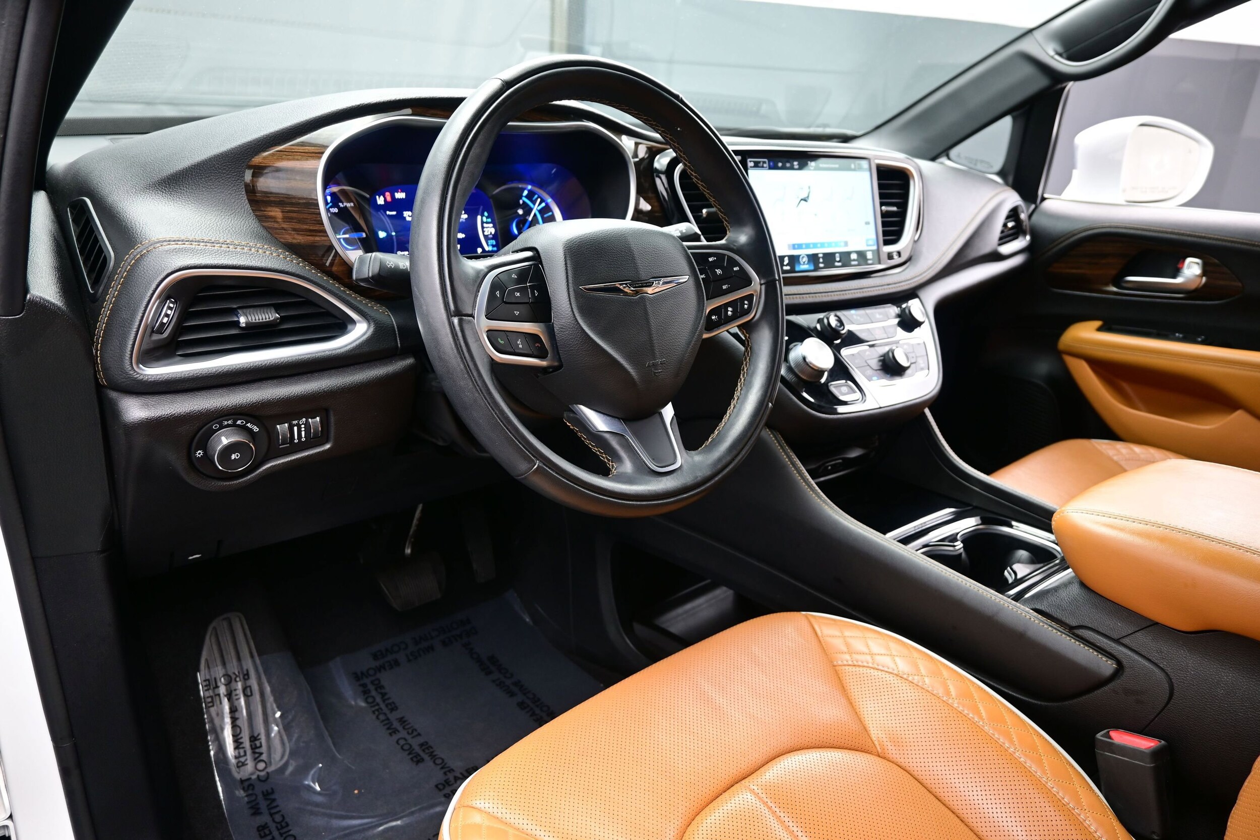 2022 Chrysler Pacifica Hybrid Pinnacle Hybrid - Photo 12