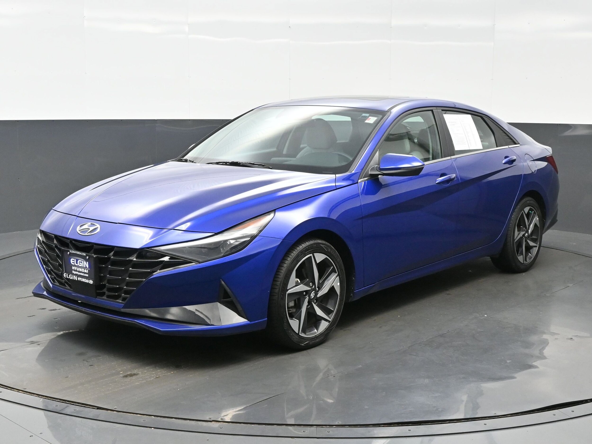 2023 Hyundai Elantra Limited photo 2