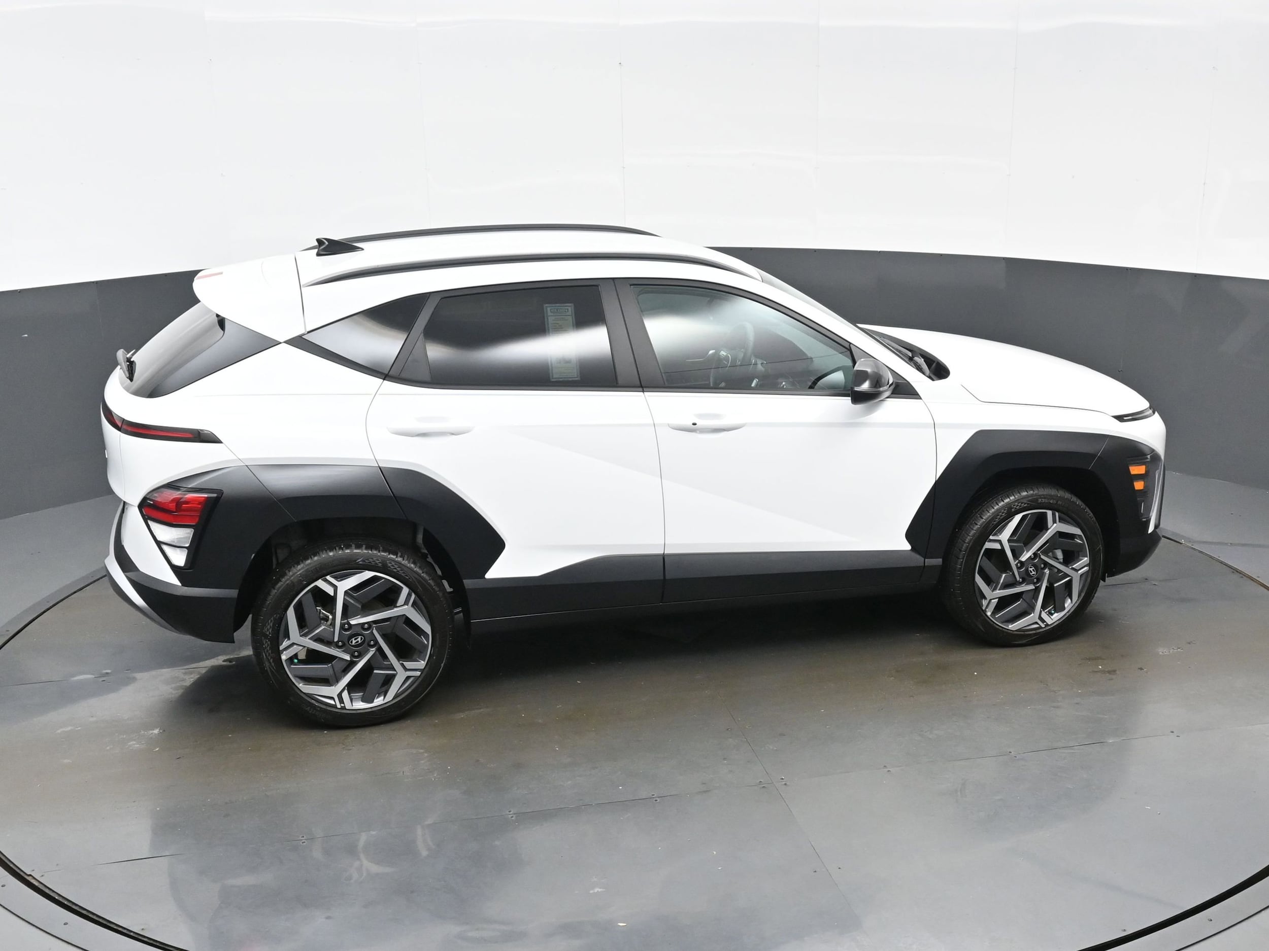 2026 Hyundai Kona SEL Premium - Photo 37