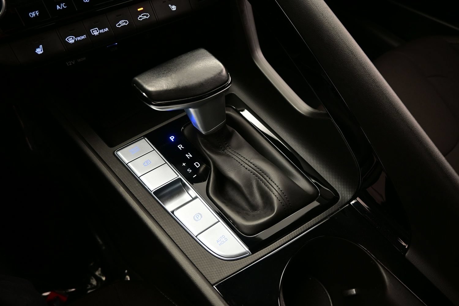 2024 Hyundai Elantra SEL - Photo 20