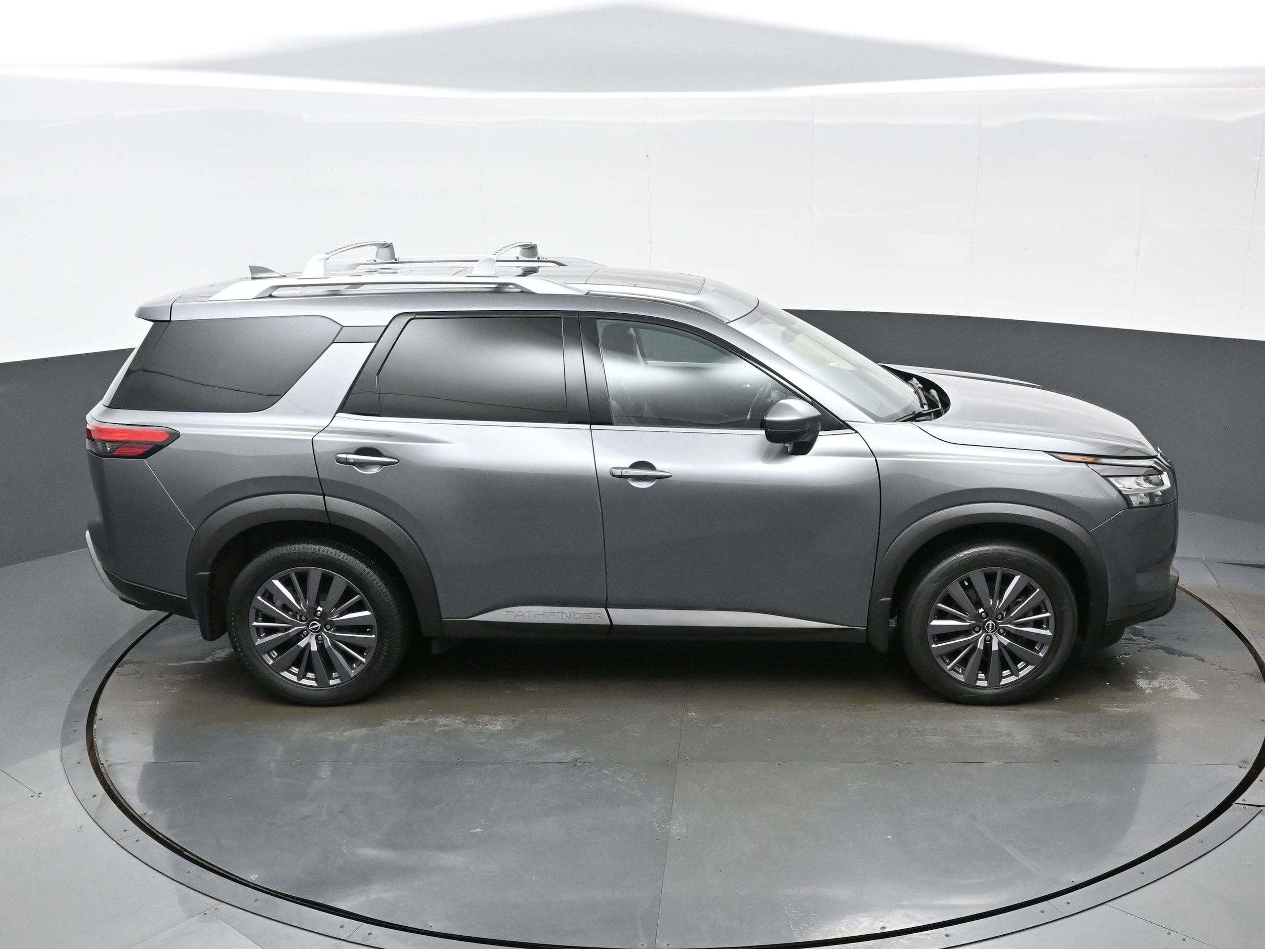 2023 Nissan Pathfinder SL - Photo 41