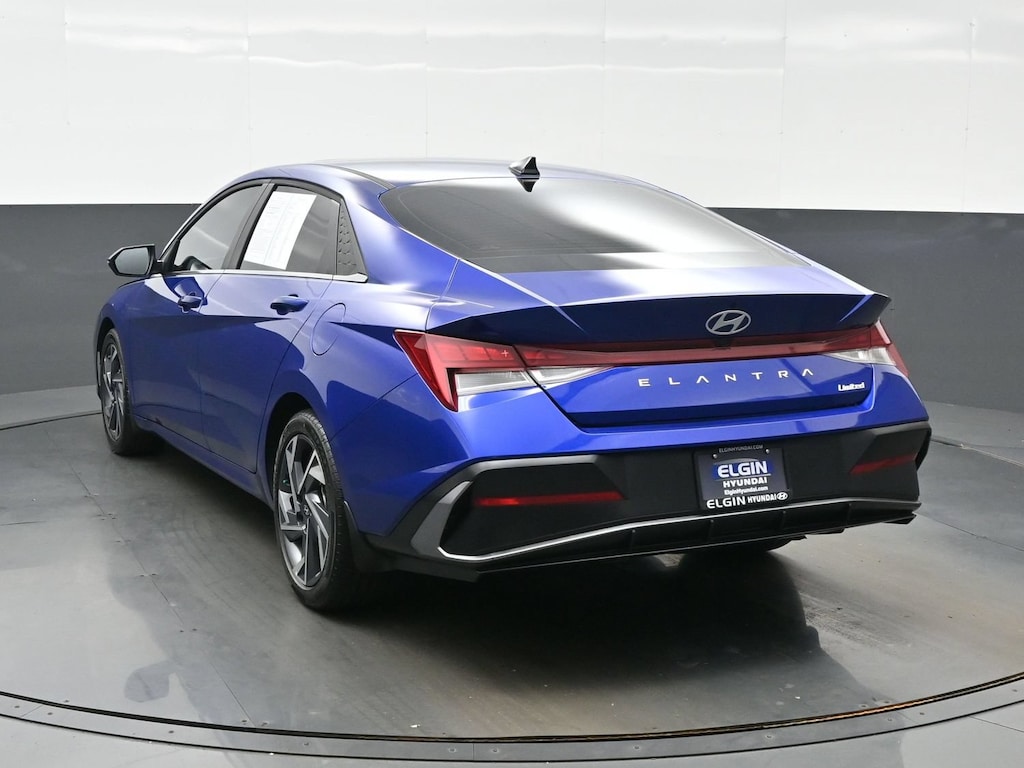 Certified 2025 Hyundai Elantra Limited Sedan