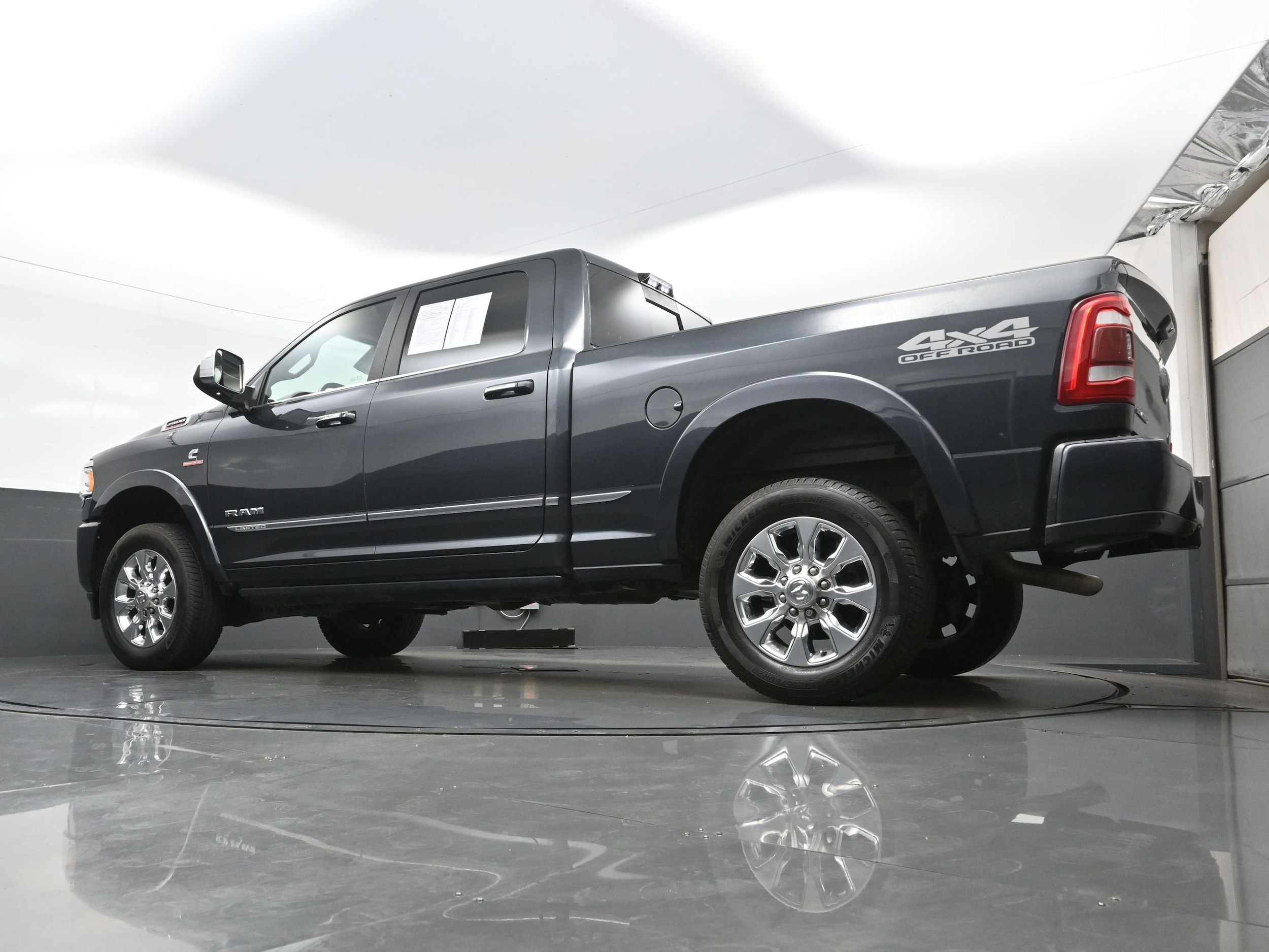 2019 RAM Ram 2500 Pickup Laramie Limited - Photo 28