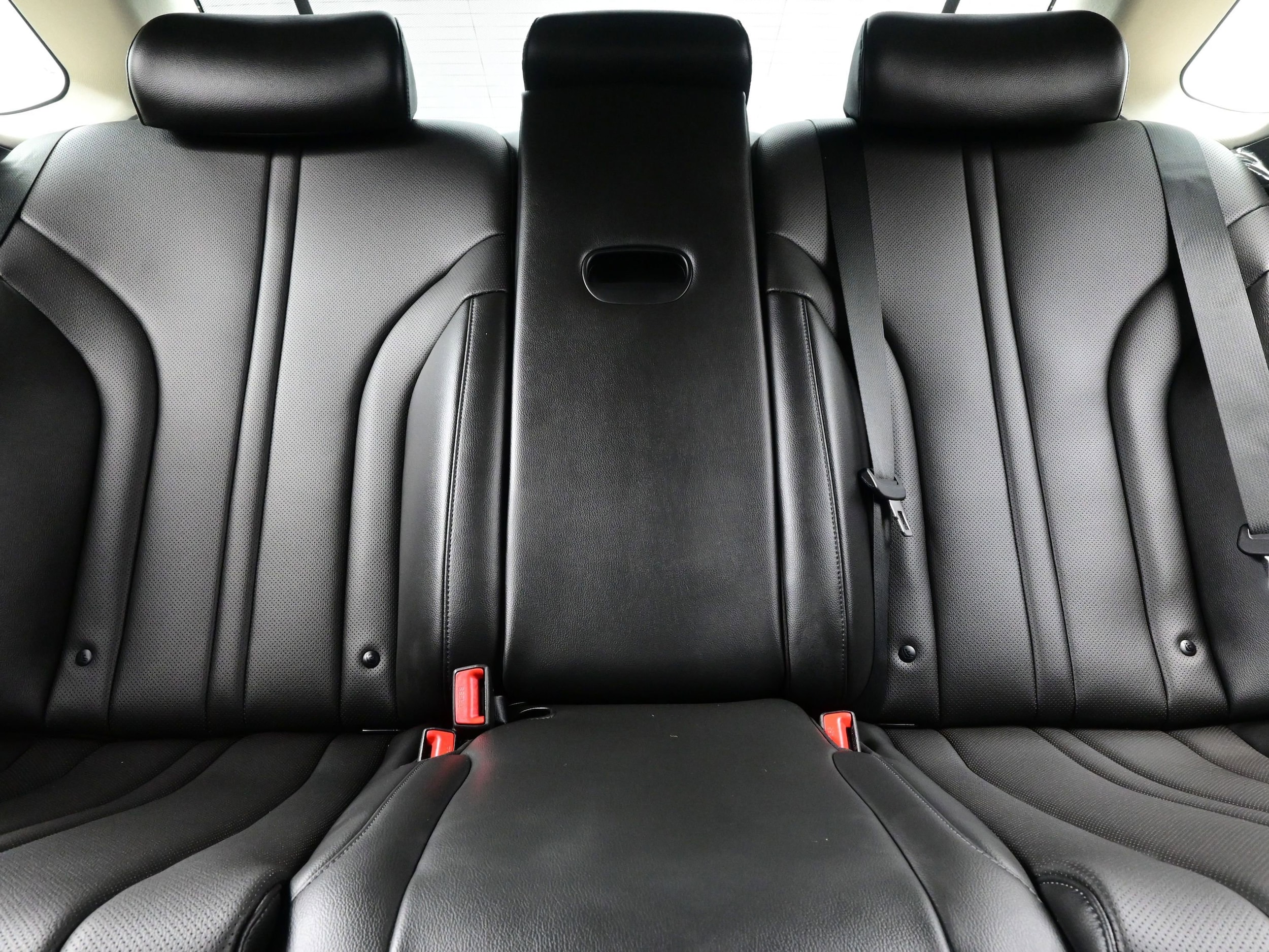 2026 GENESIS G80 Advanced - Photo 16