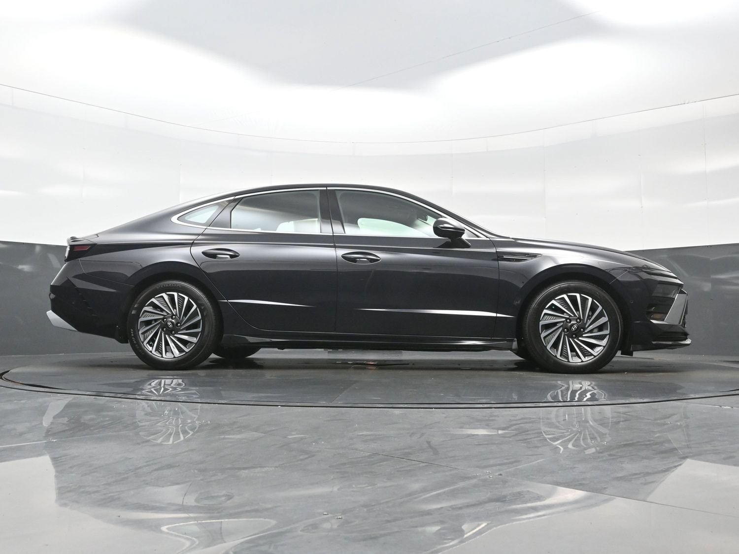 2026 Hyundai Sonata Hybrid Limited - Photo 33