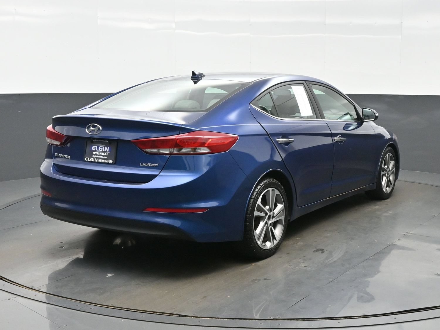 2017 Hyundai Elantra Limited - Photo 6