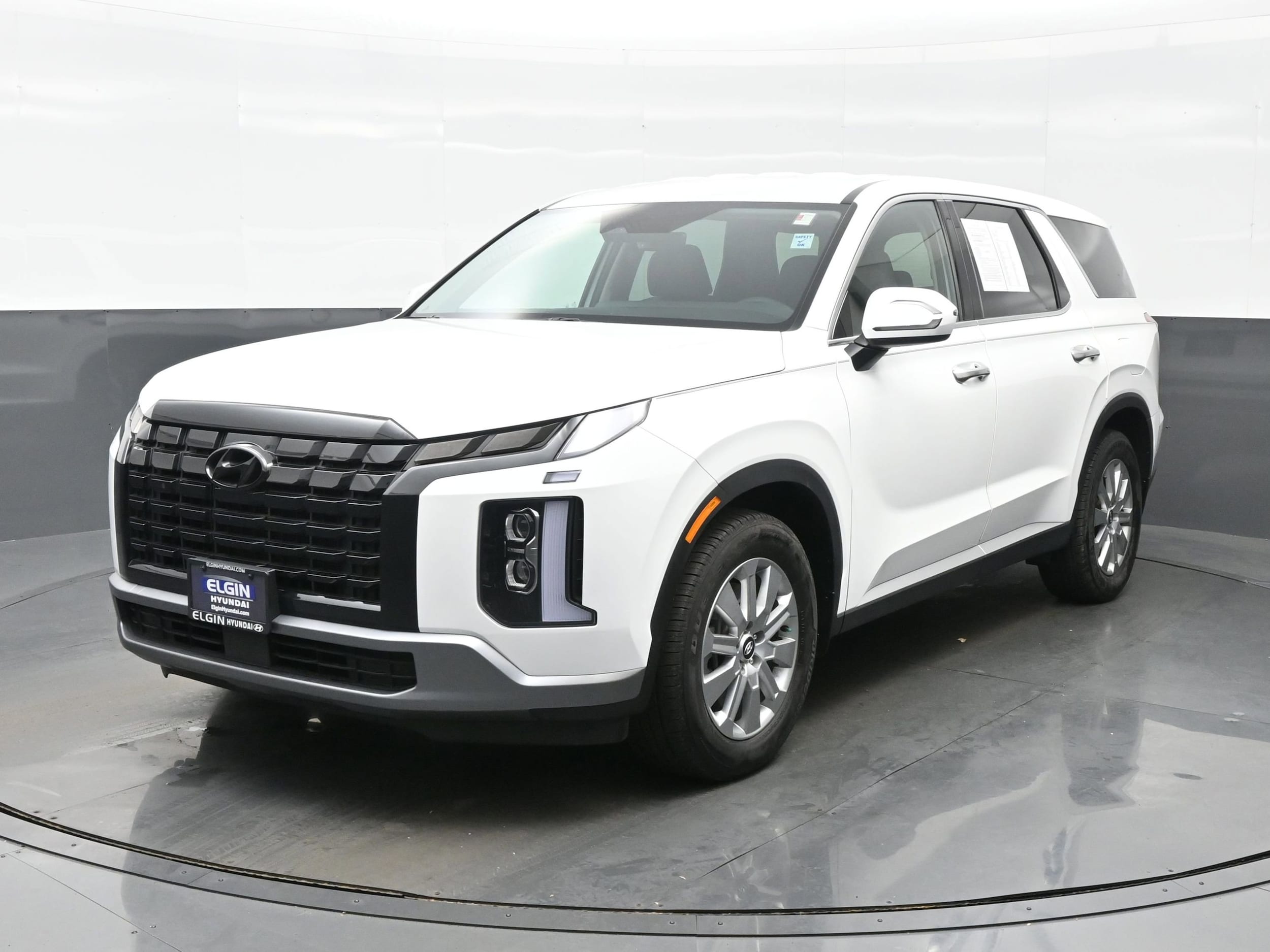 2023 Hyundai Palisade SE's photo