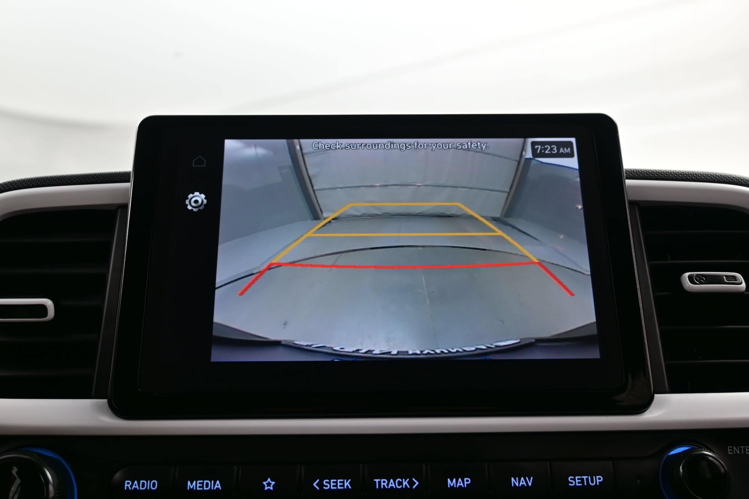 2024 Hyundai Venue Limited - Photo 17