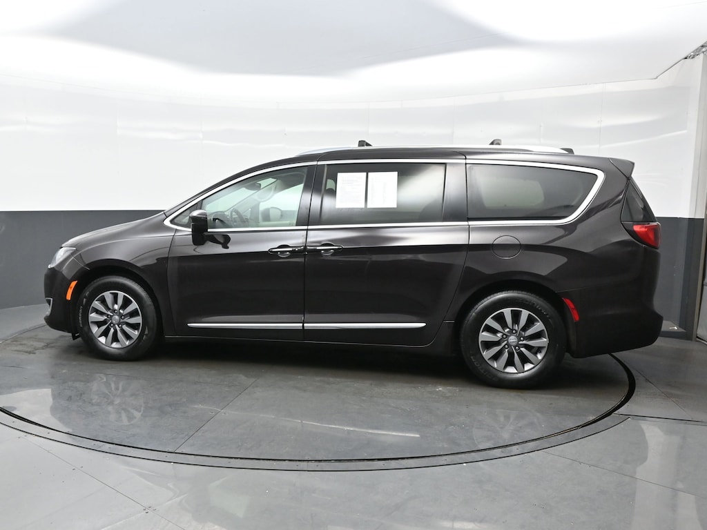Used 2019 Chrysler Pacifica Touring L Plus Van
