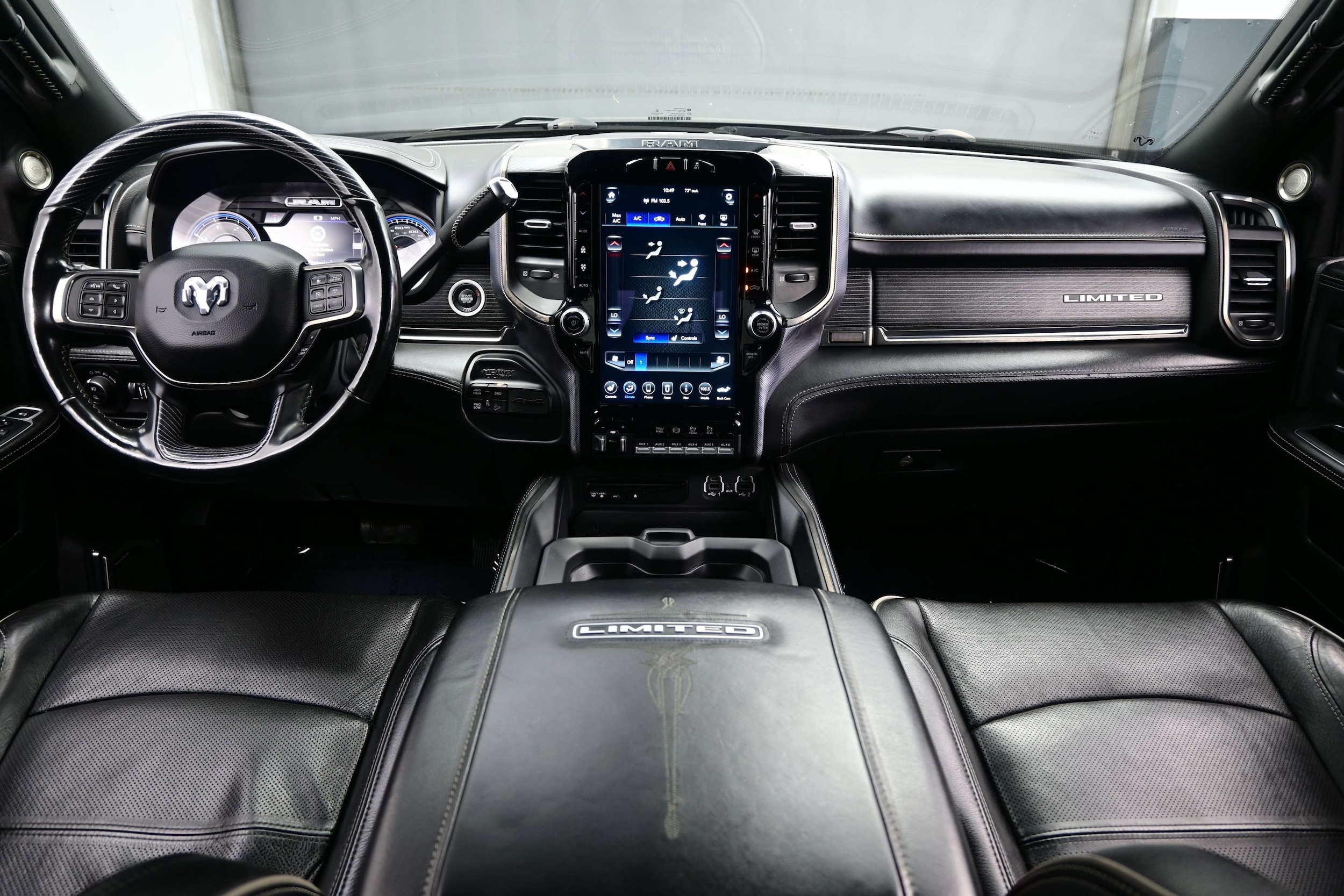 2019 RAM Ram 2500 Pickup Laramie Limited - Photo 17