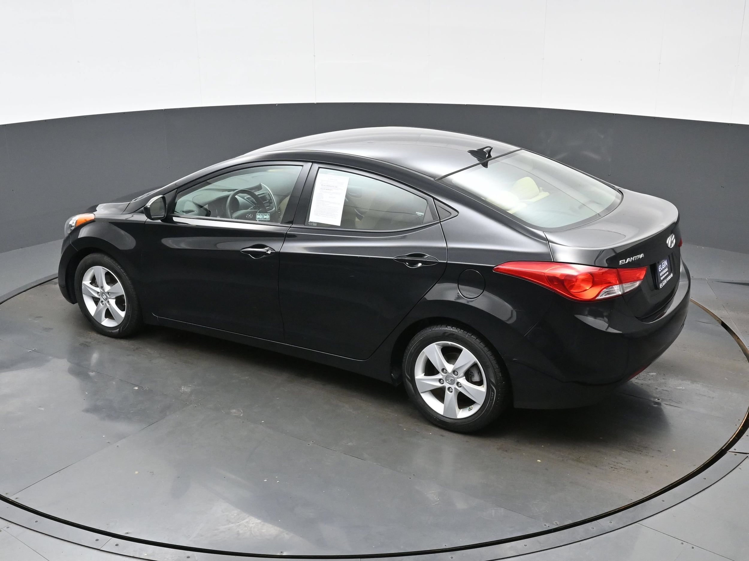 2013 Hyundai Elantra GLS - Photo 32