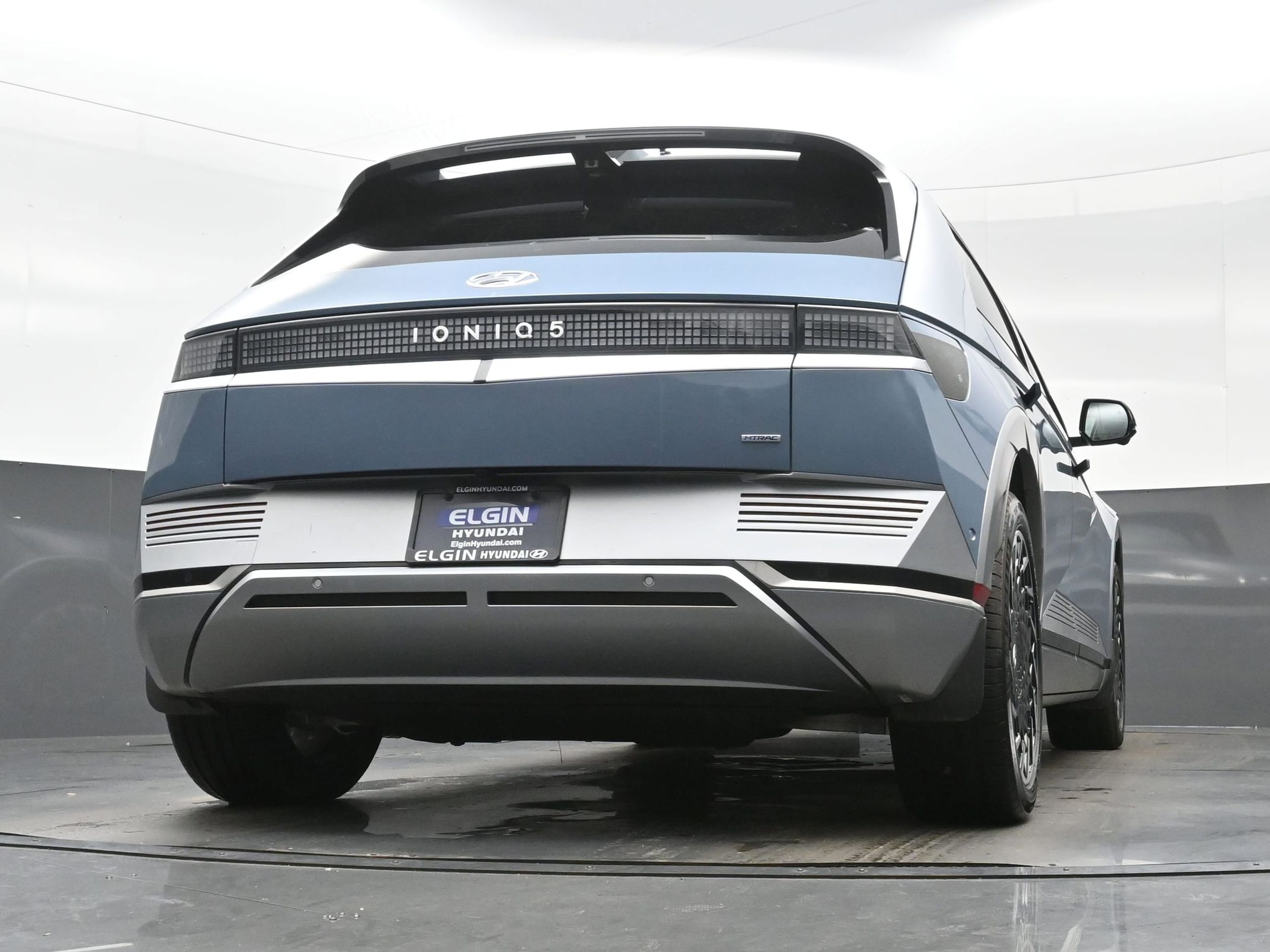 2024 Hyundai IONIQ 5 Limited - Photo 31