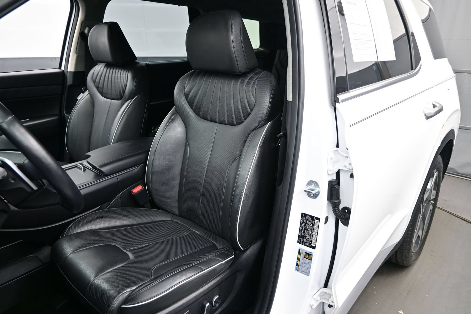 2023 Hyundai Palisade Limited - Photo 12