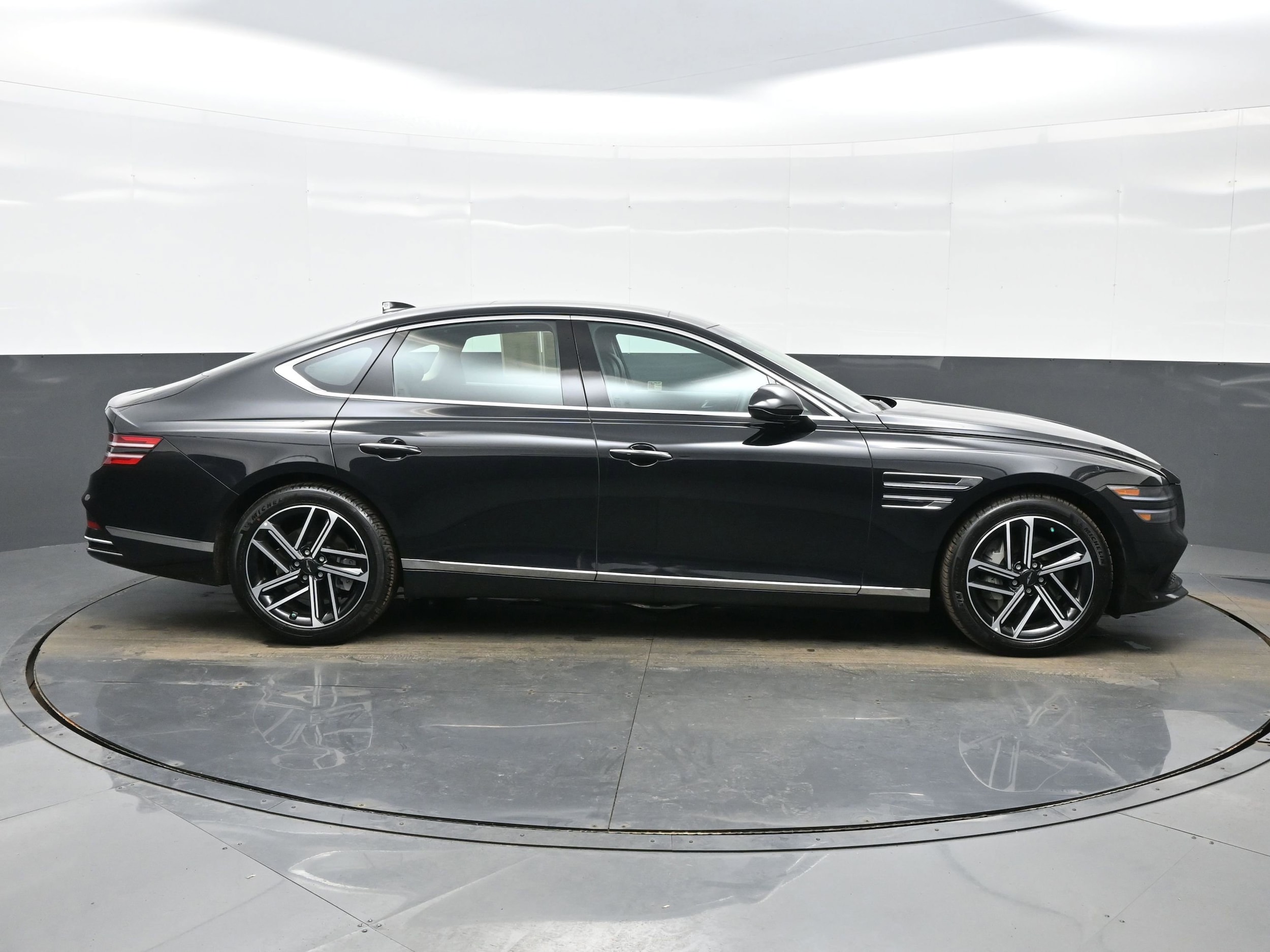 2026 GENESIS G80 Advanced - Photo 7