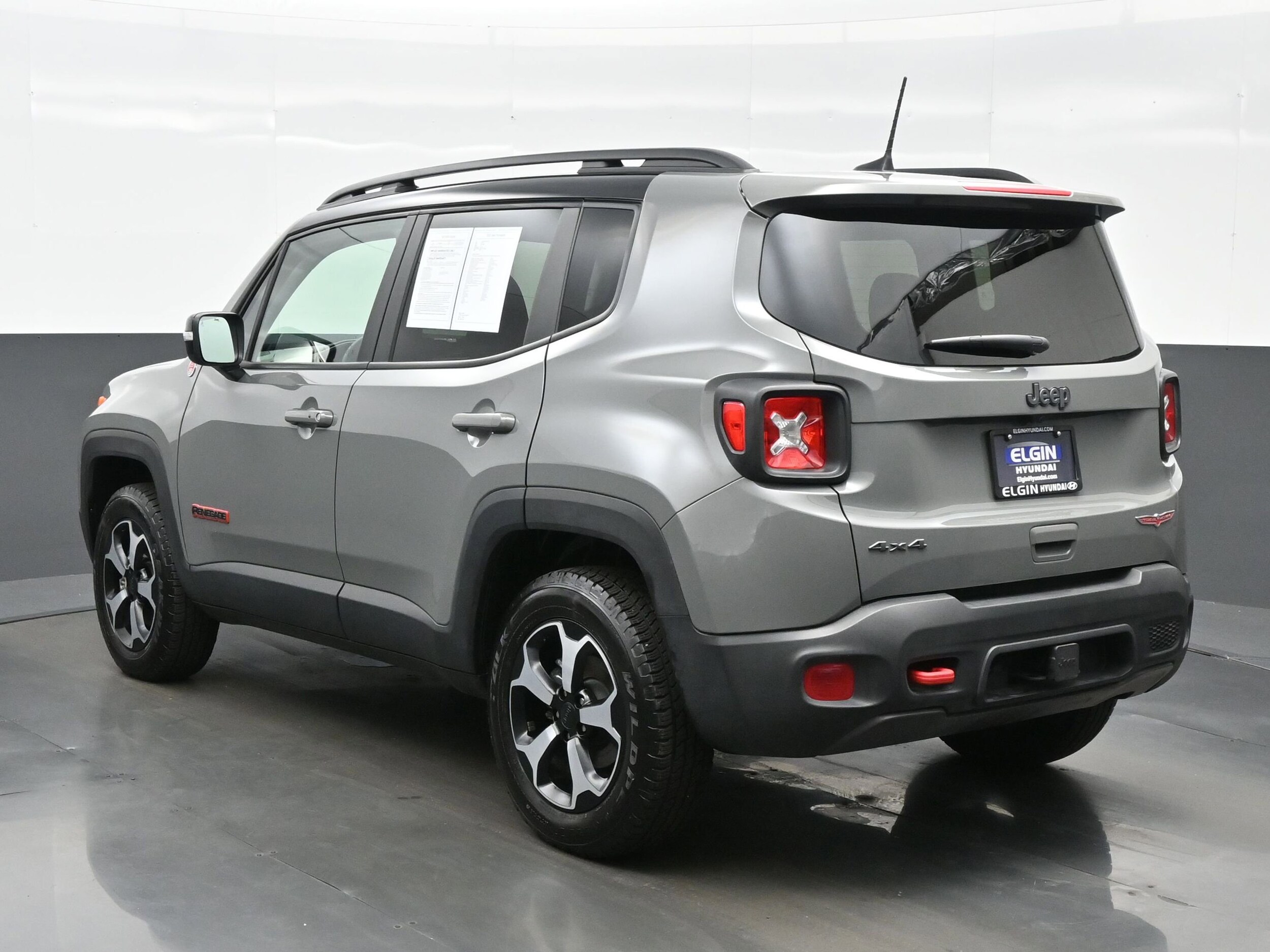 2022 Jeep Renegade Trailhawk photo 4