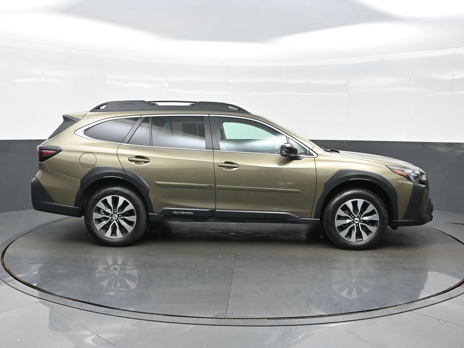 2024 Subaru Outback Limited - Photo 7
