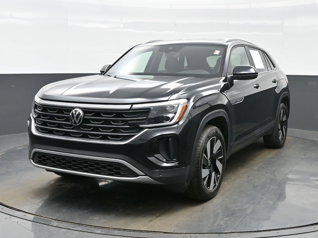 Used 2024 Volkswagen Atlas Cross Sport 2.0T SE w/Technology SUV