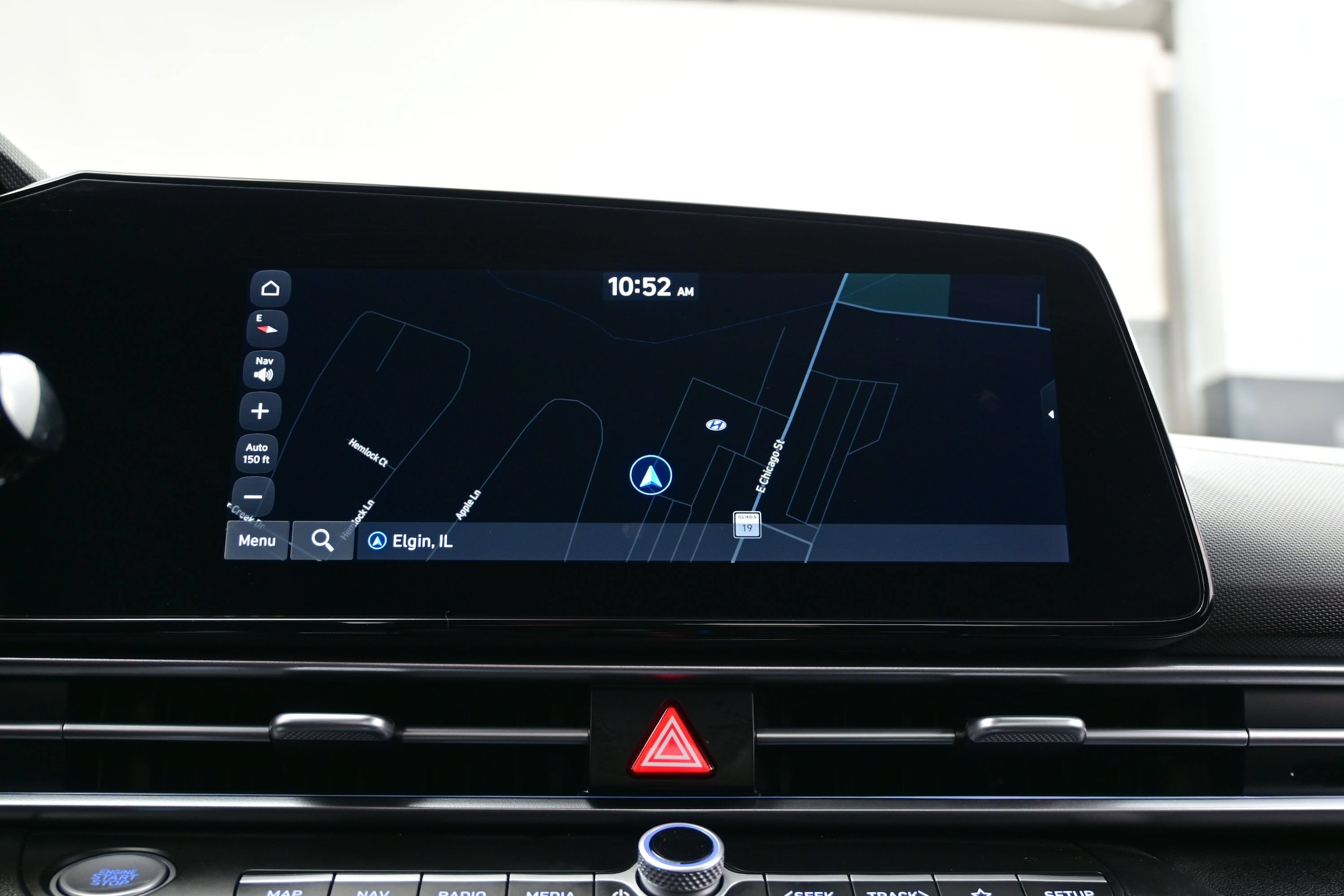 2025 Hyundai Elantra Limited - Photo 20