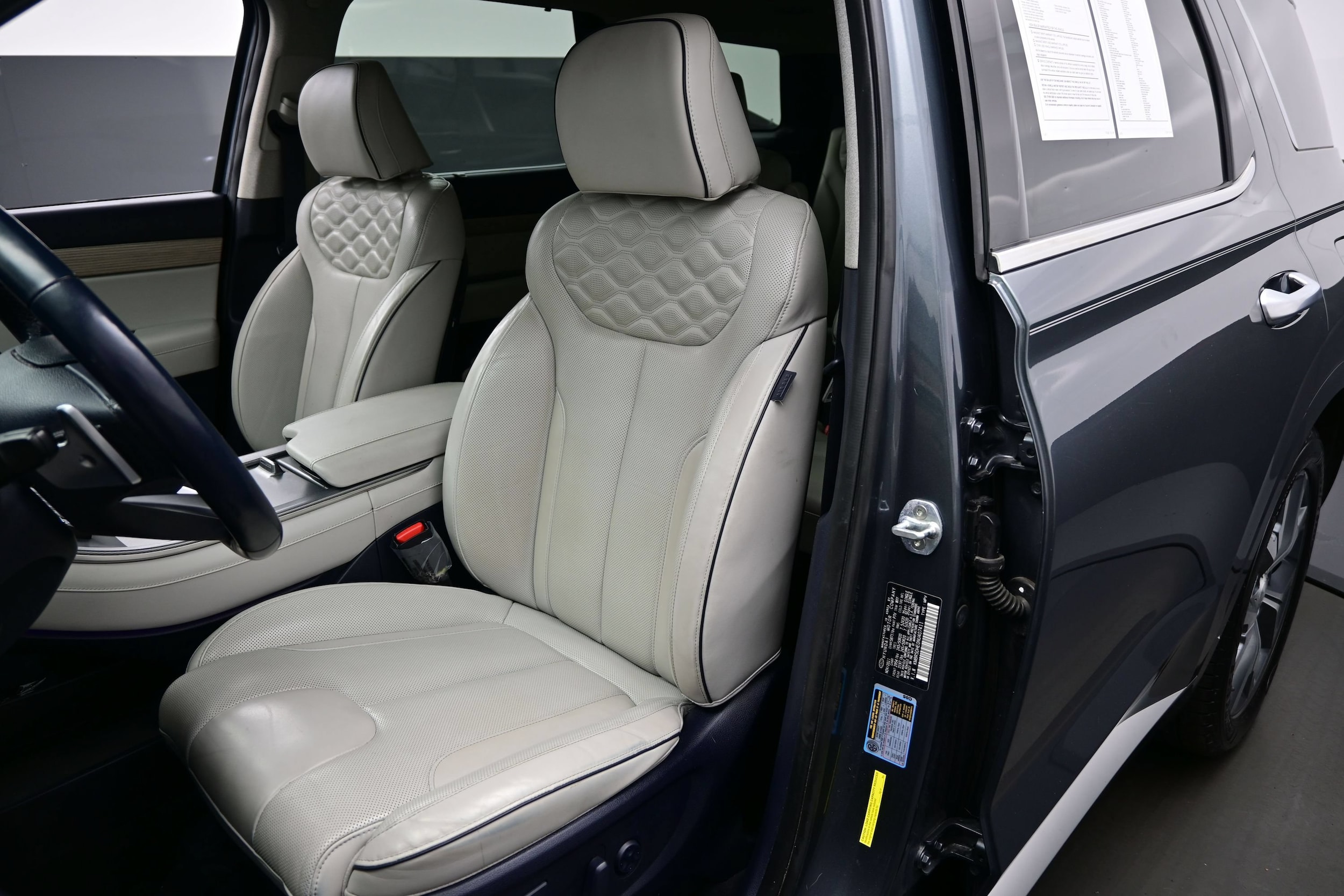 2022 Hyundai Palisade Limited - Photo 12