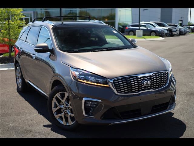 Used 2019 Kia Sorento SXL with VIN 5XYPKDA51KG508789 for sale in Elgin, IL