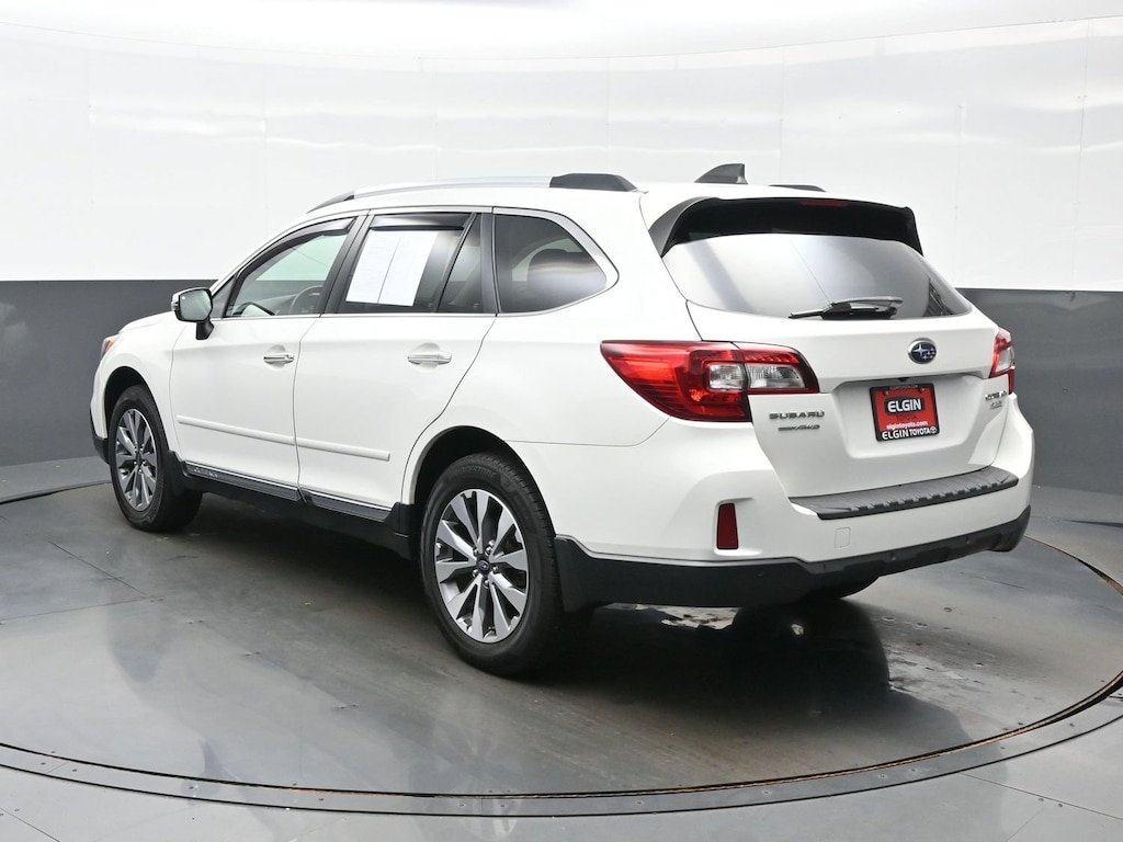 Used 2017 Subaru Outback 2.5i SUV