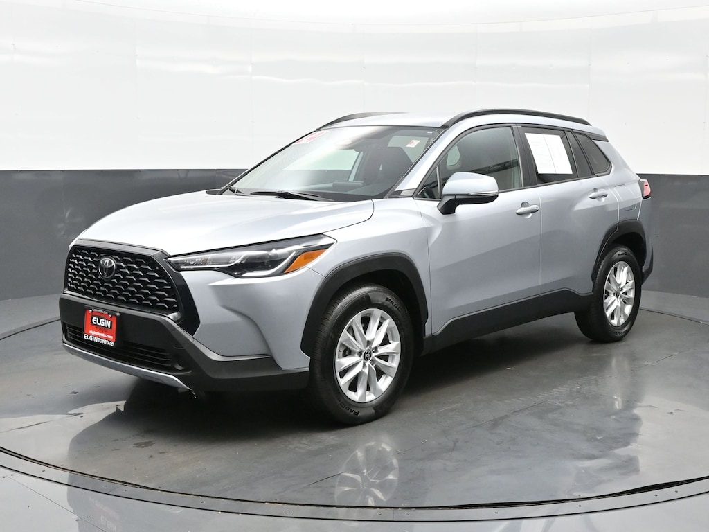 Used 2024 Toyota Corolla Cross LE SUV