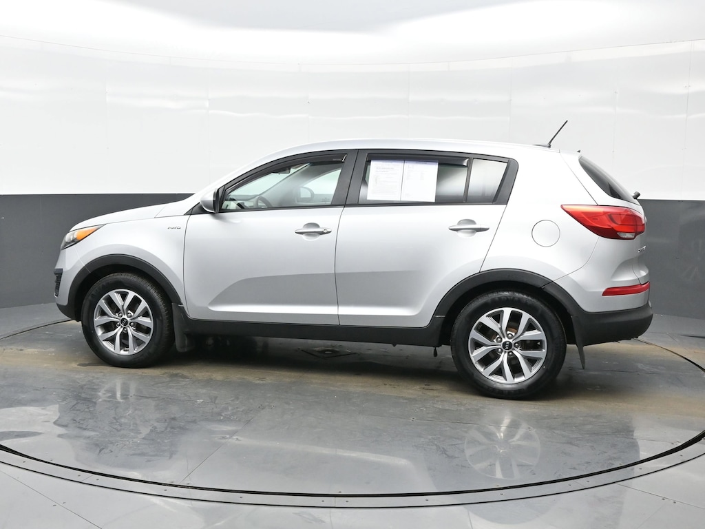 Used 2016 Kia Sportage LX SUV