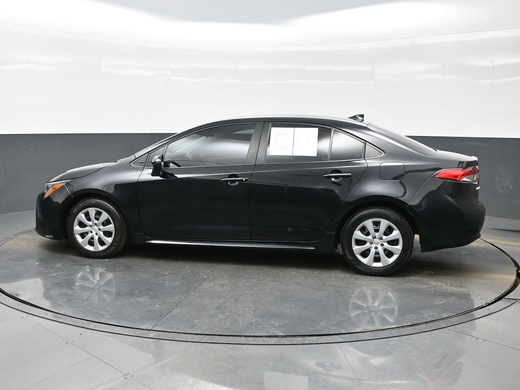 Used 2024 Toyota Corolla LE Sedan