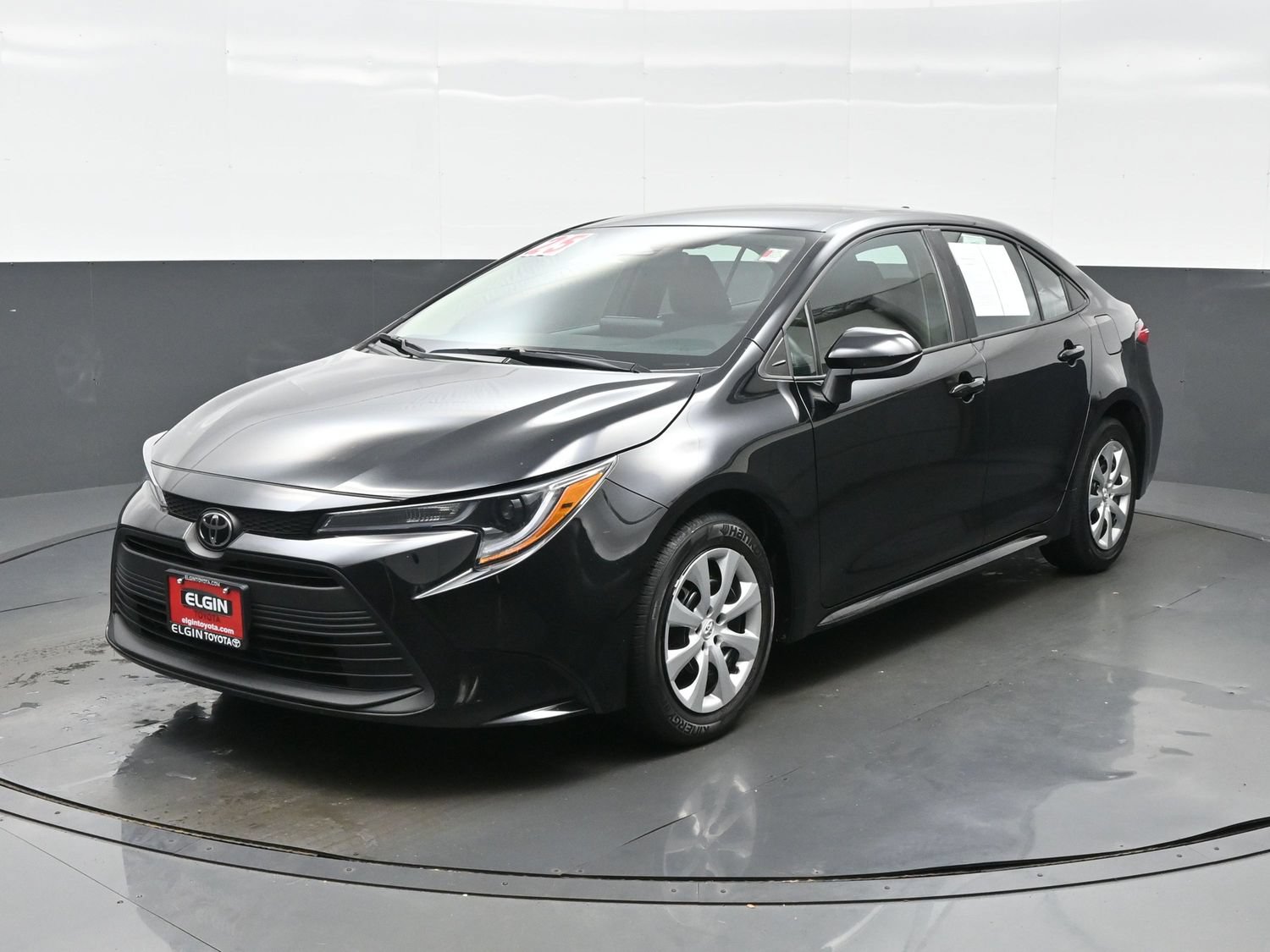 Used 2025 Toyota Corolla LE Sedan