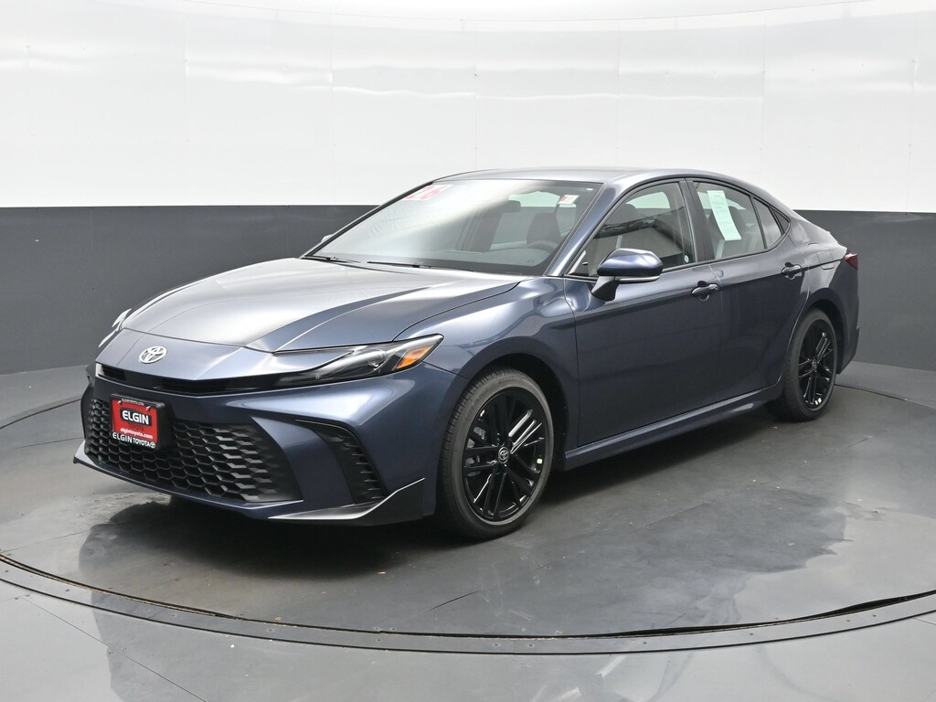 Used 2026 Toyota Camry SE Sedan