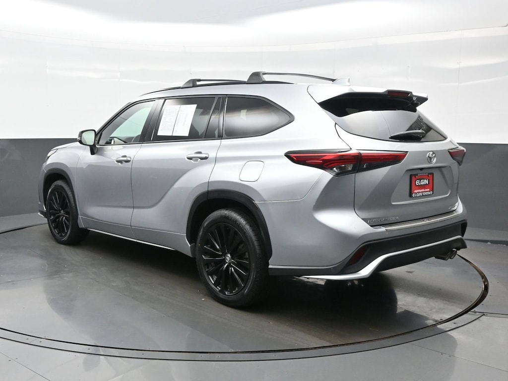 Used 2023 Toyota Highlander XSE SUV
