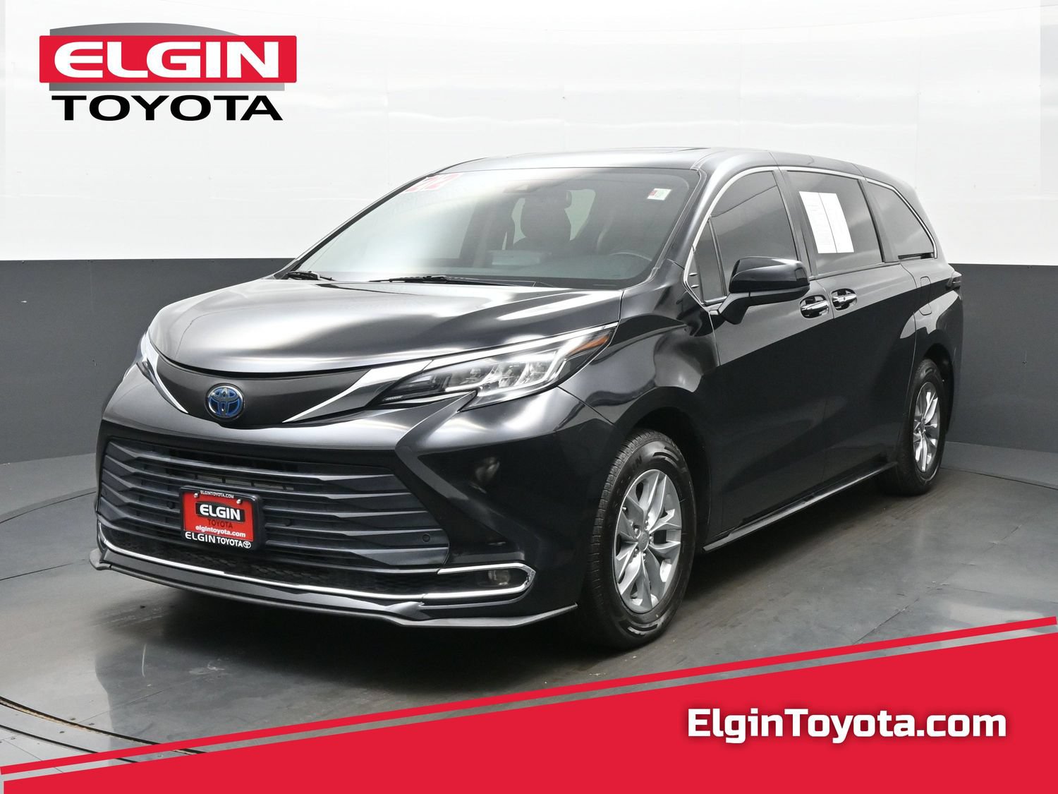 2022 Toyota Sienna Van Passenger Van 