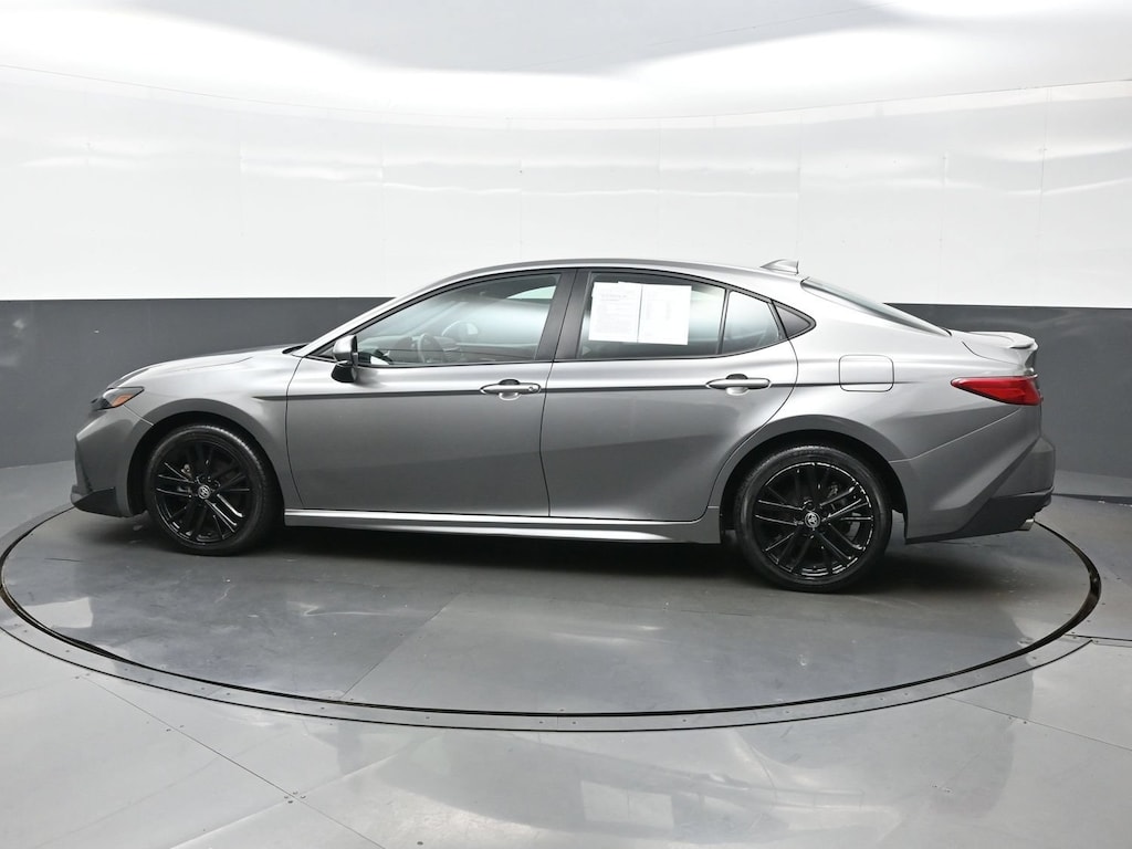 Used 2025 Toyota Camry SE Sedan