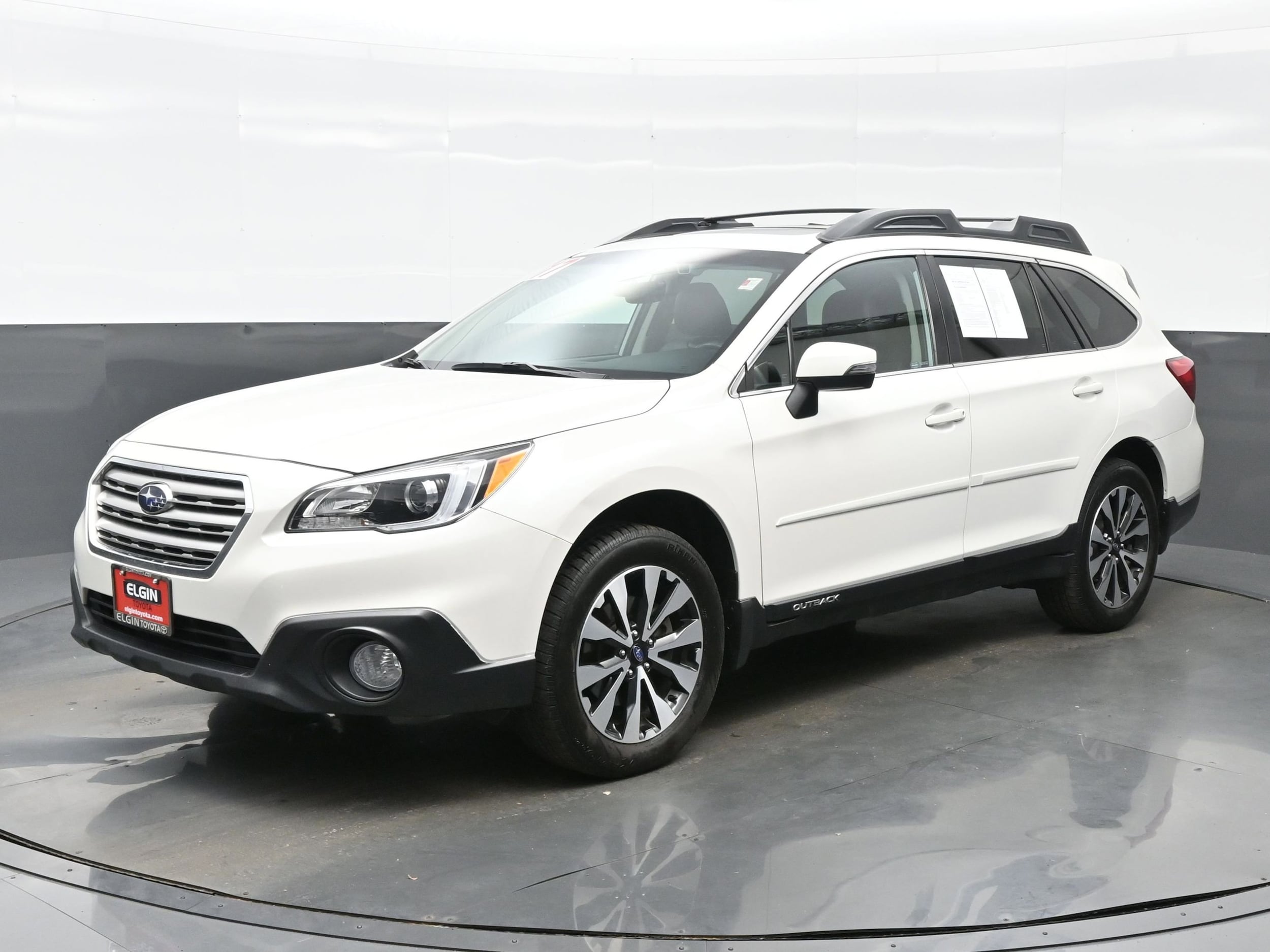 Used 2017 Subaru Outback Limited with VIN 4S4BSANC5H3314275 for sale in Streamwood, IL