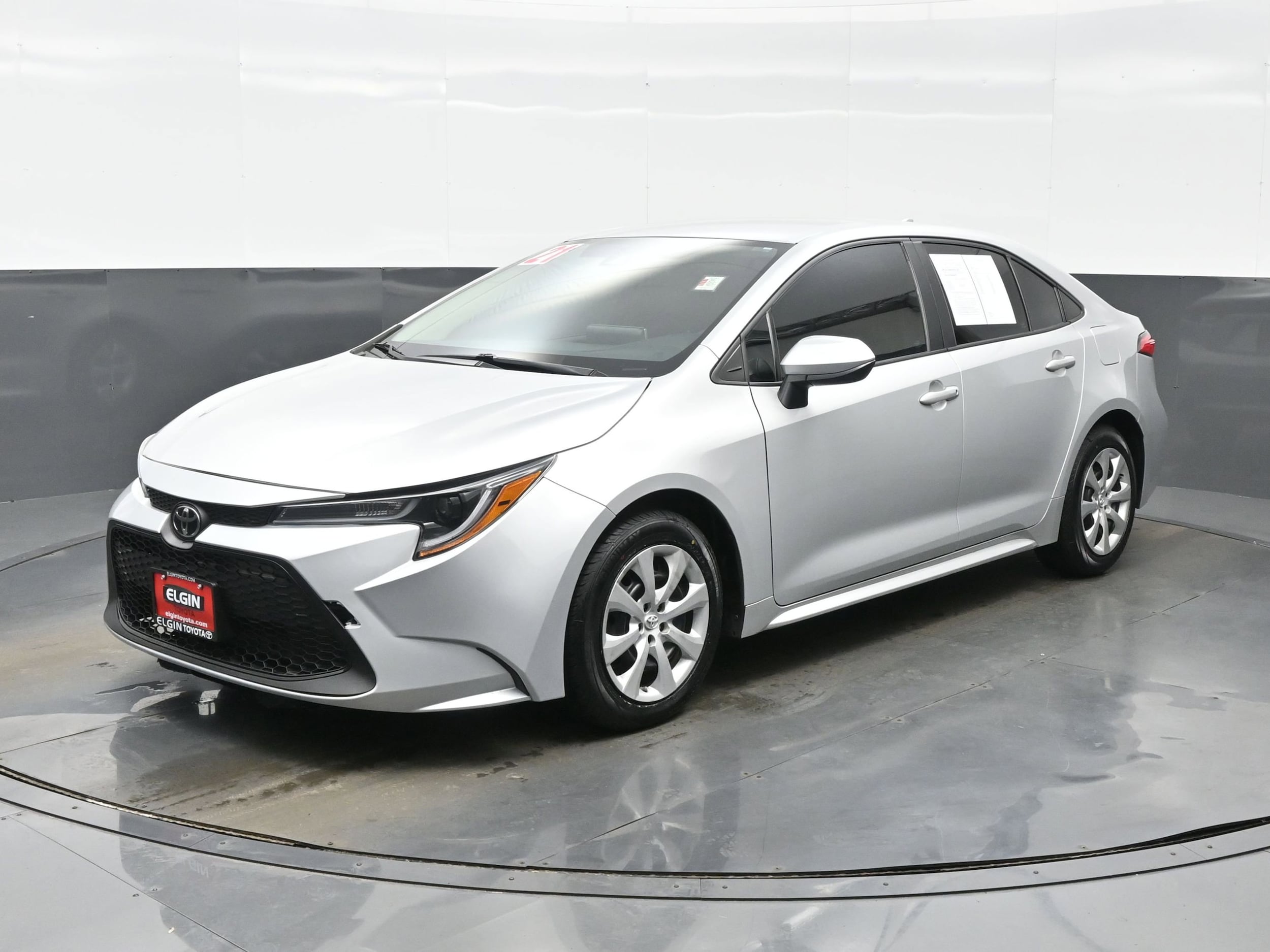 Used 2021 Toyota Corolla LE with VIN 5YFEPMAE6MP150211 for sale in Streamwood, IL