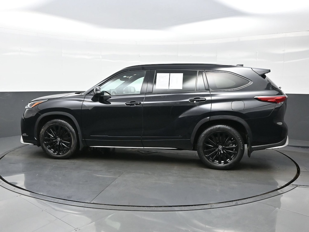 Used 2023 Toyota Highlander XSE SUV