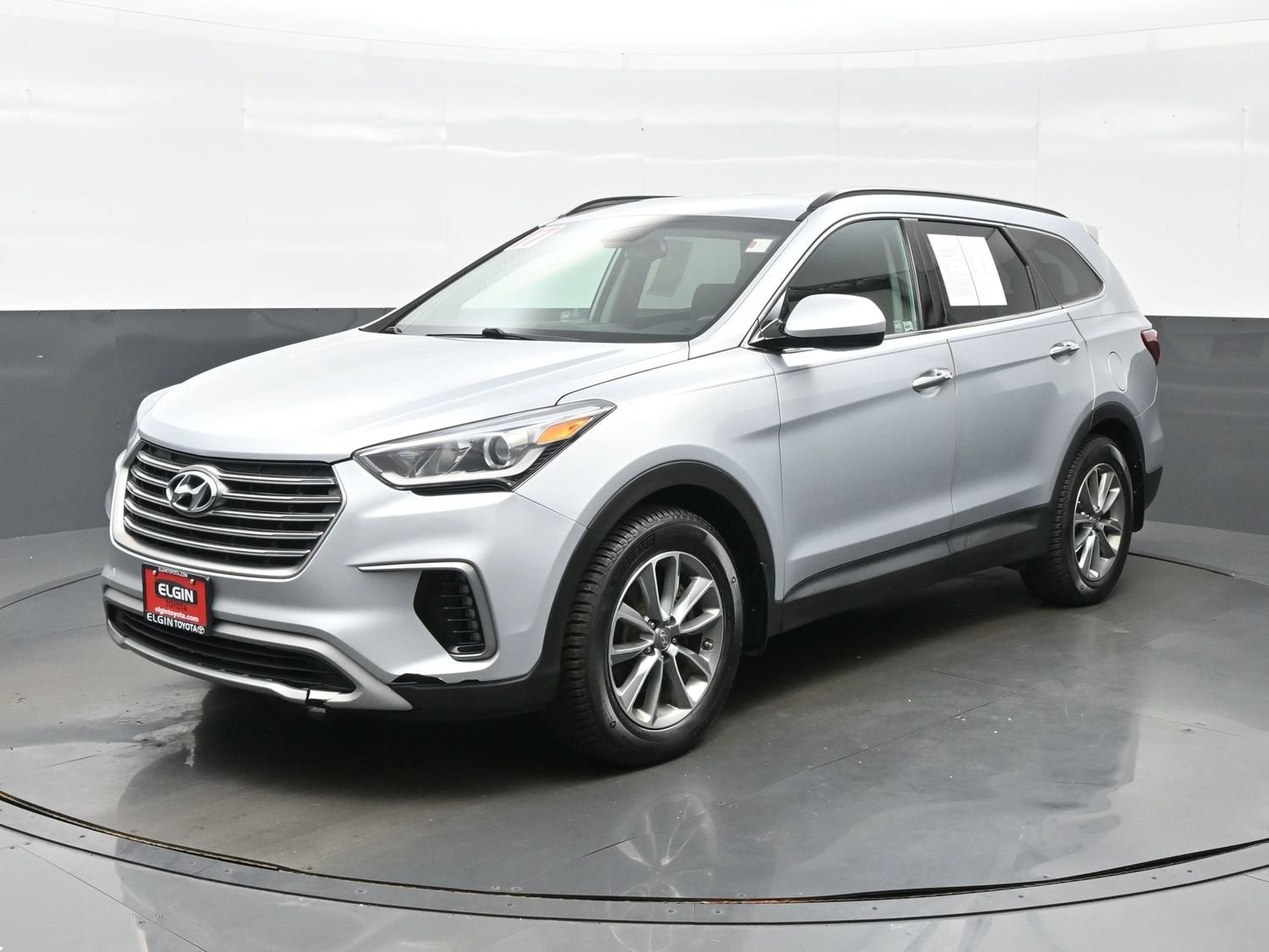 Used 2017 Hyundai Santa Fe SE with VIN KM8SMDHF6HU228419 for sale in Streamwood, IL