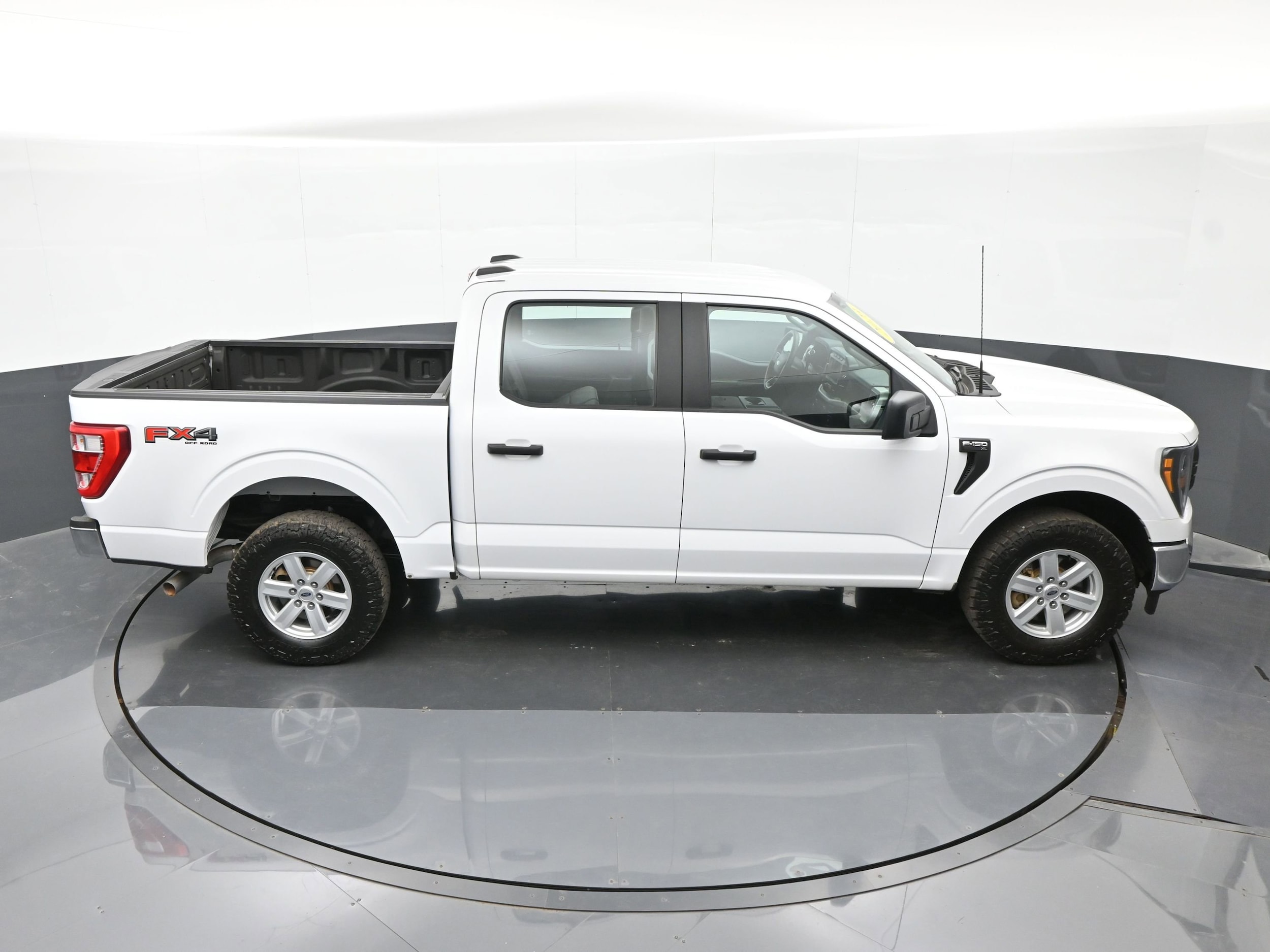 2023 Ford F-150 XL - Photo 44