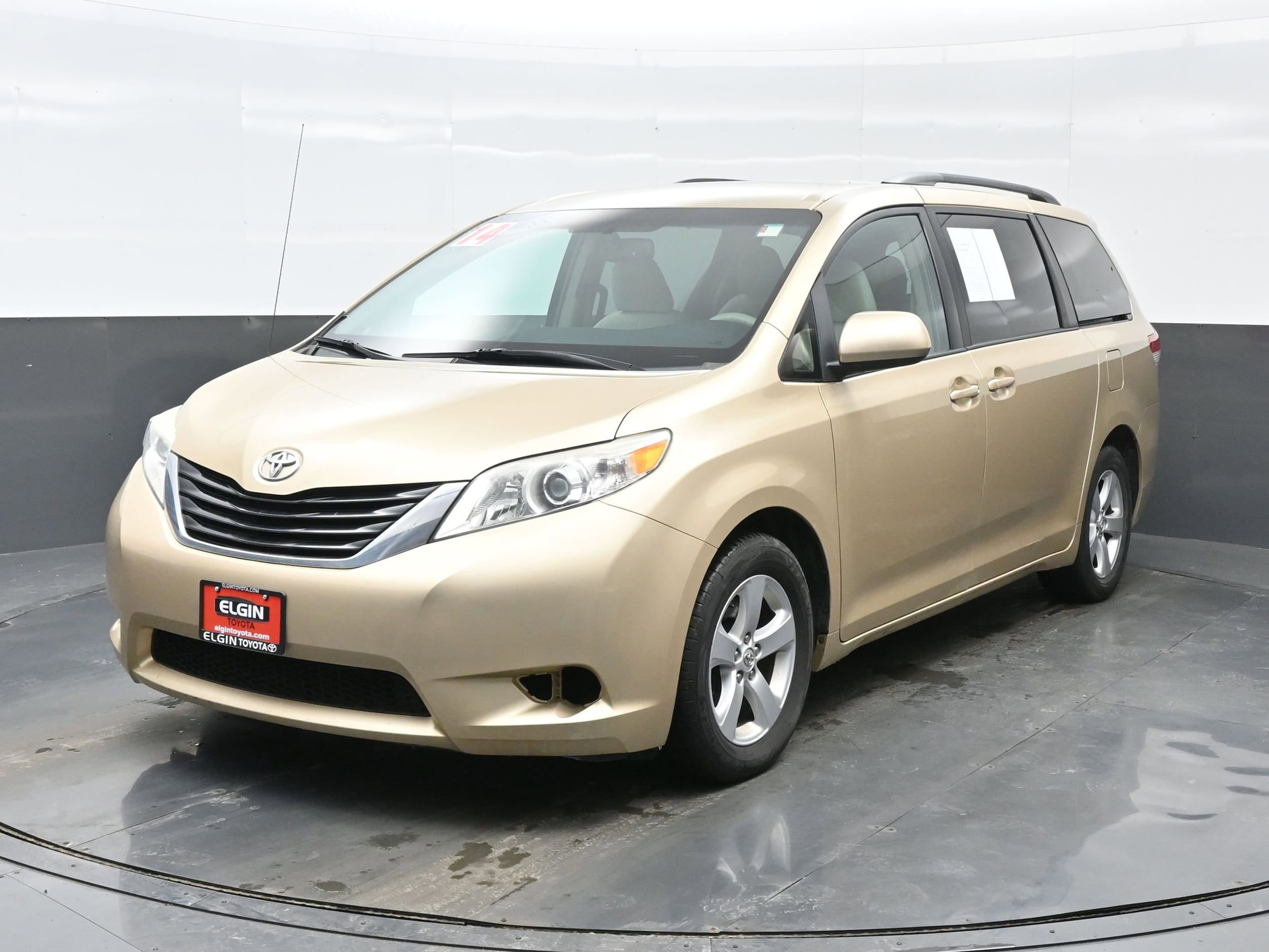 Used 2014 Toyota Sienna LE with VIN 5TDKK3DC8ES407237 for sale in Streamwood, IL